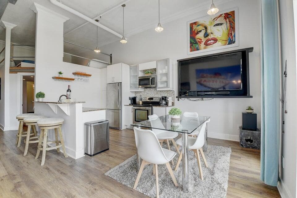 185 NE 4th Avenue 210, Delray Beach, FL 33483