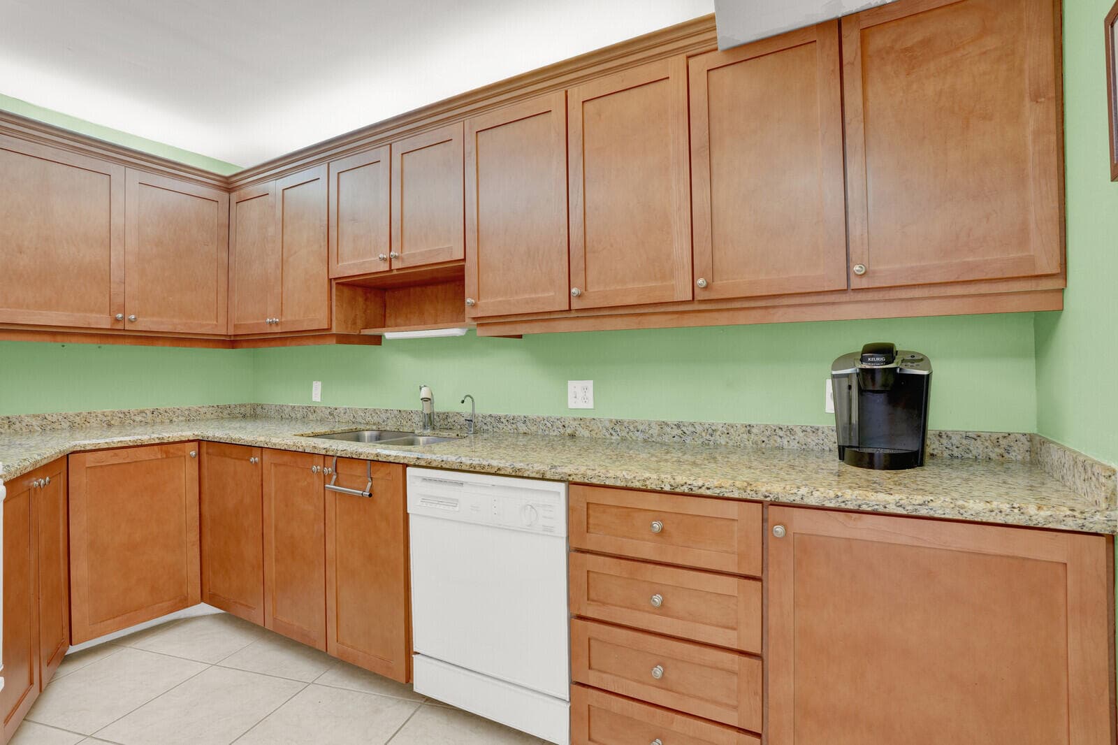 5420 N Ocean Drive 1803, Singer Island, FL 33404 25