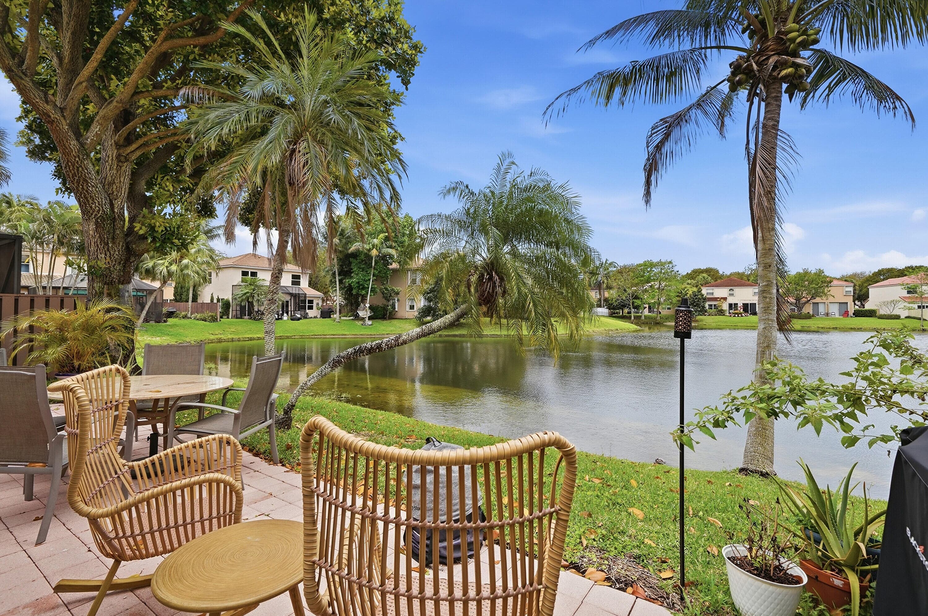 10690 NW 12th Drive, Plantation, FL 33322 34