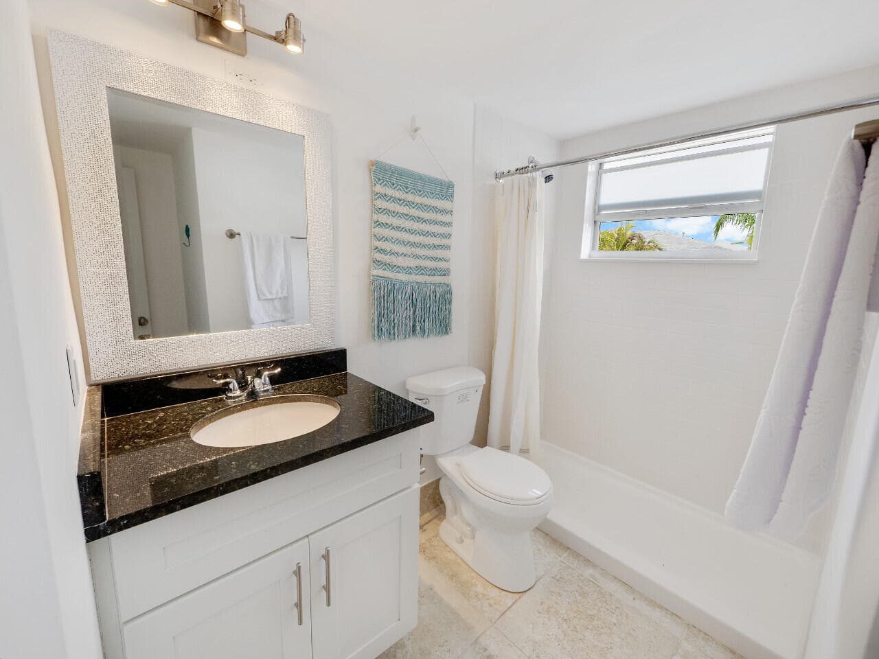 1236 Beach Road 1, Riviera Beach, FL 33404 10