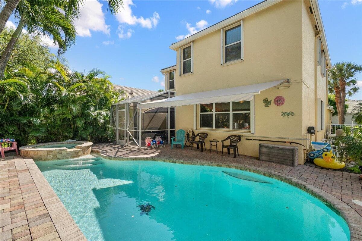 114 Lancaster Way, Royal Palm Beach, FL 33414 24