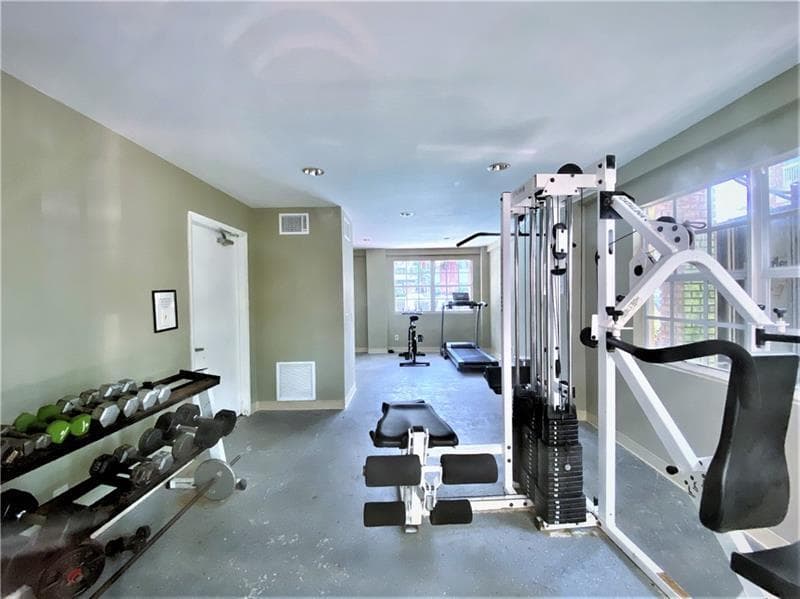 2426 SE 17th Street 307a, Fort Lauderdale, FL 33316 10
