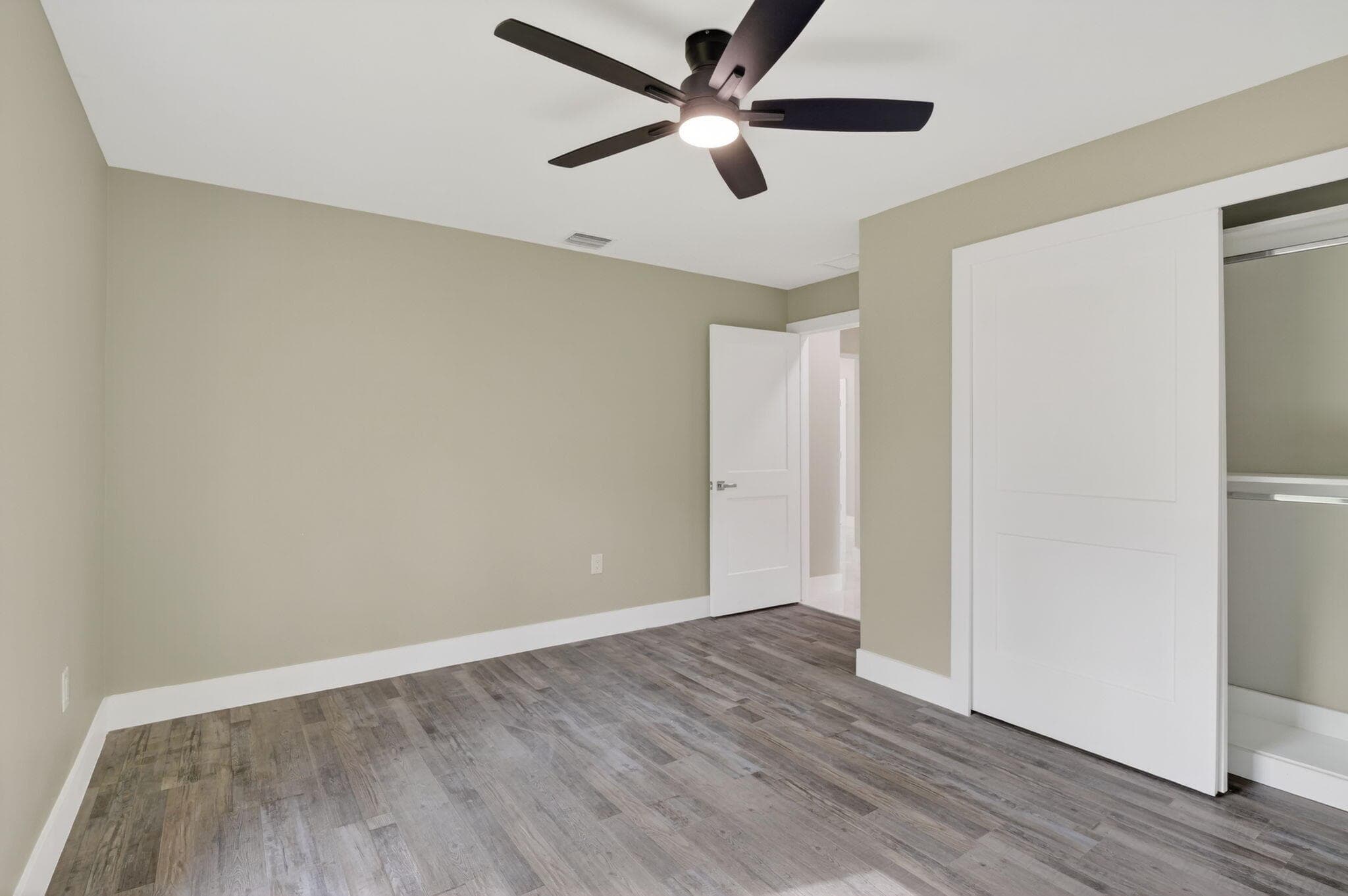1716 Leroy Avenue, Lehigh Acres, FL 33972 46
