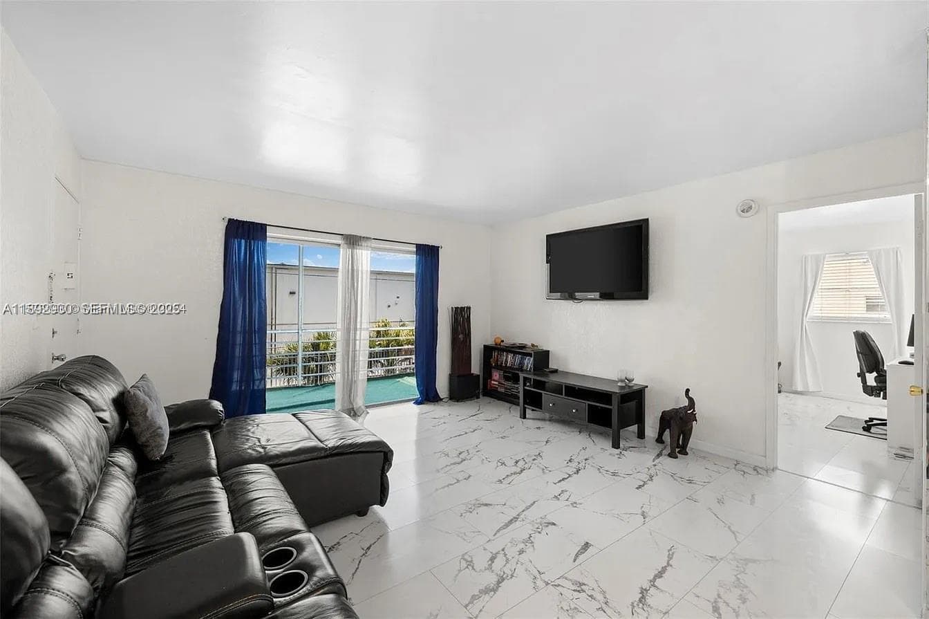 4043 NW 16th Street 201, Lauderhill, FL 33313 6