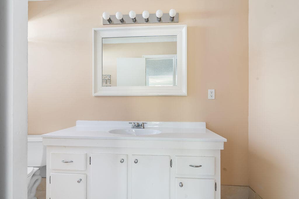 2 Greenway Village N 210, Royal Palm Beach, FL 33411 13