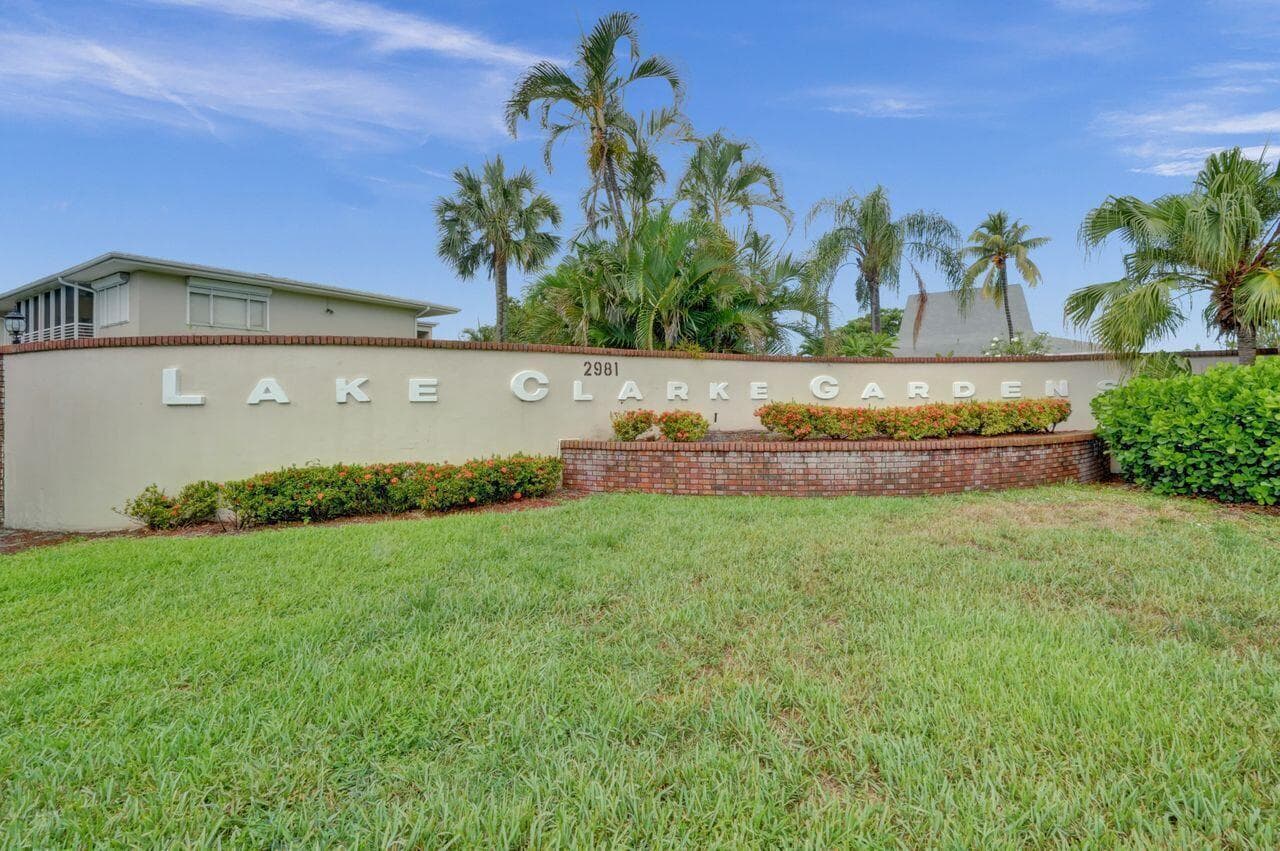 2812 S Garden Dr S 304, Lake Worth, FL 33461 2