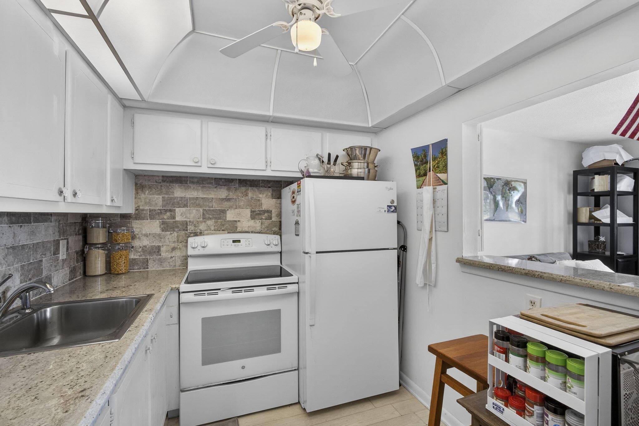 106 Camden E, West Palm Beach, FL 33417 13
