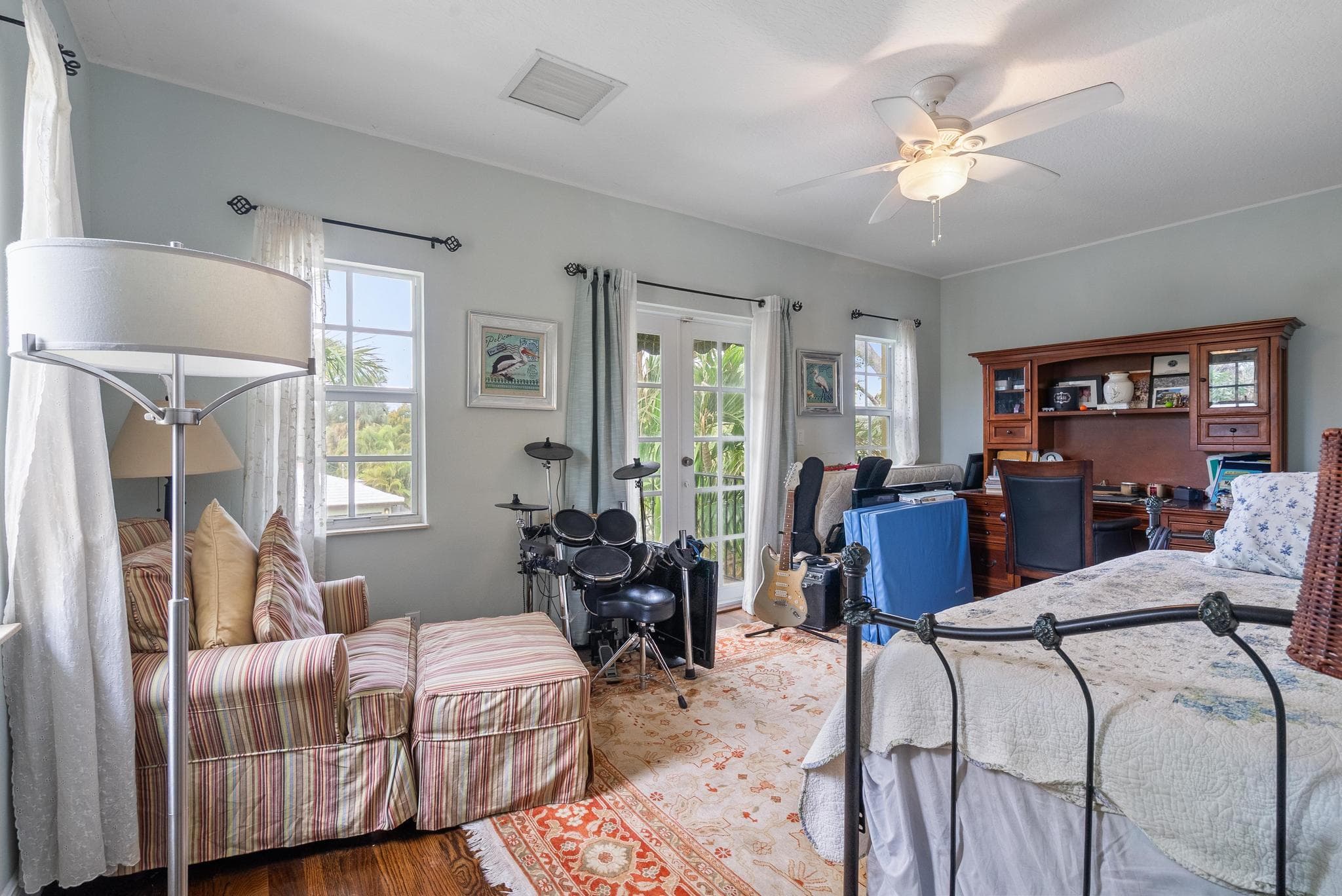 218 N Palmway, Lake Worth Beach, FL 33460 24