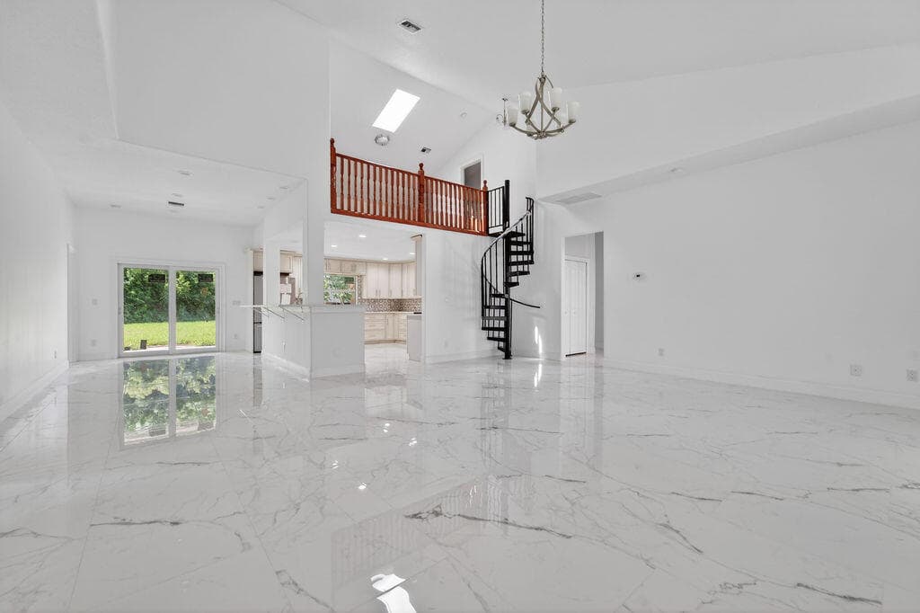 376 SW Paar Drive, Port St. Lucie, FL 34953 11