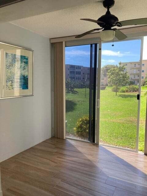 300 NE 26th Avenue NE 1040, Boynton Beach, FL 33435 9