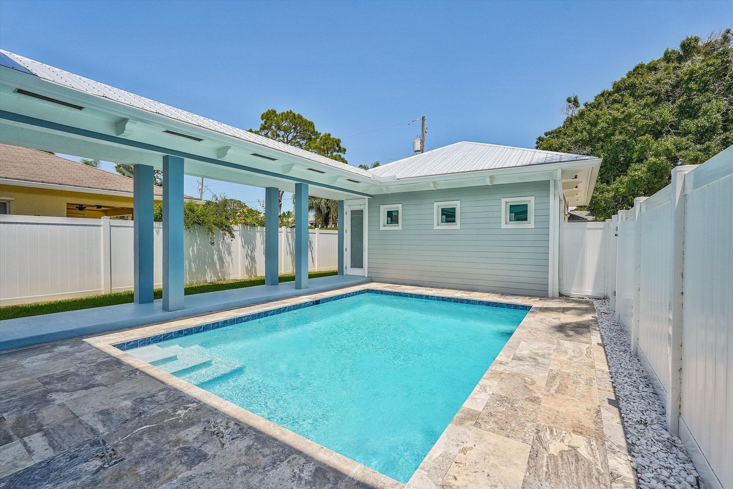 425 Hugh Street, Jupiter, FL 33458 33