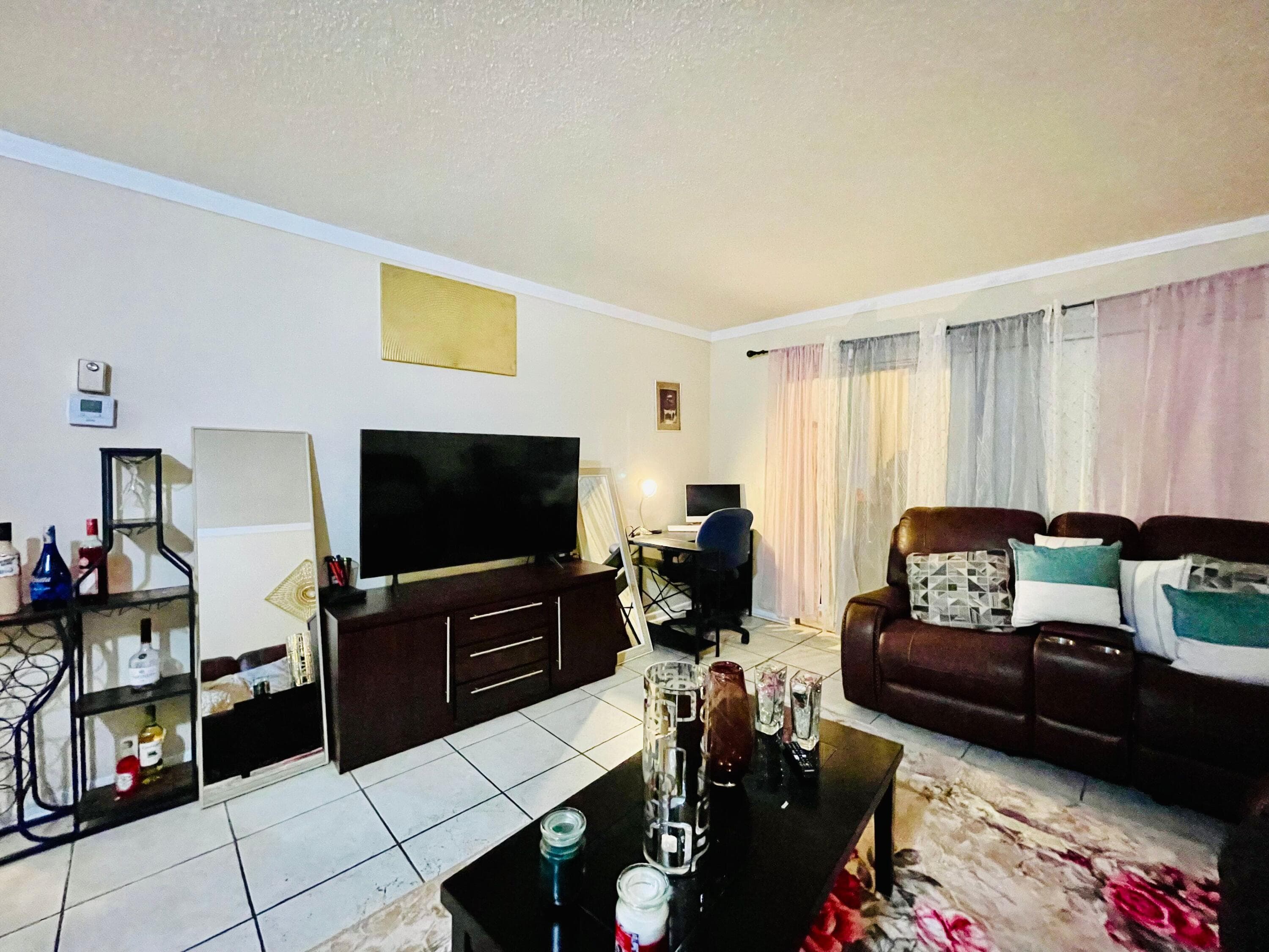 5051 W Oakland Park Boulevard W Unit E212, Lauderdale Lakes, FL 33313 19