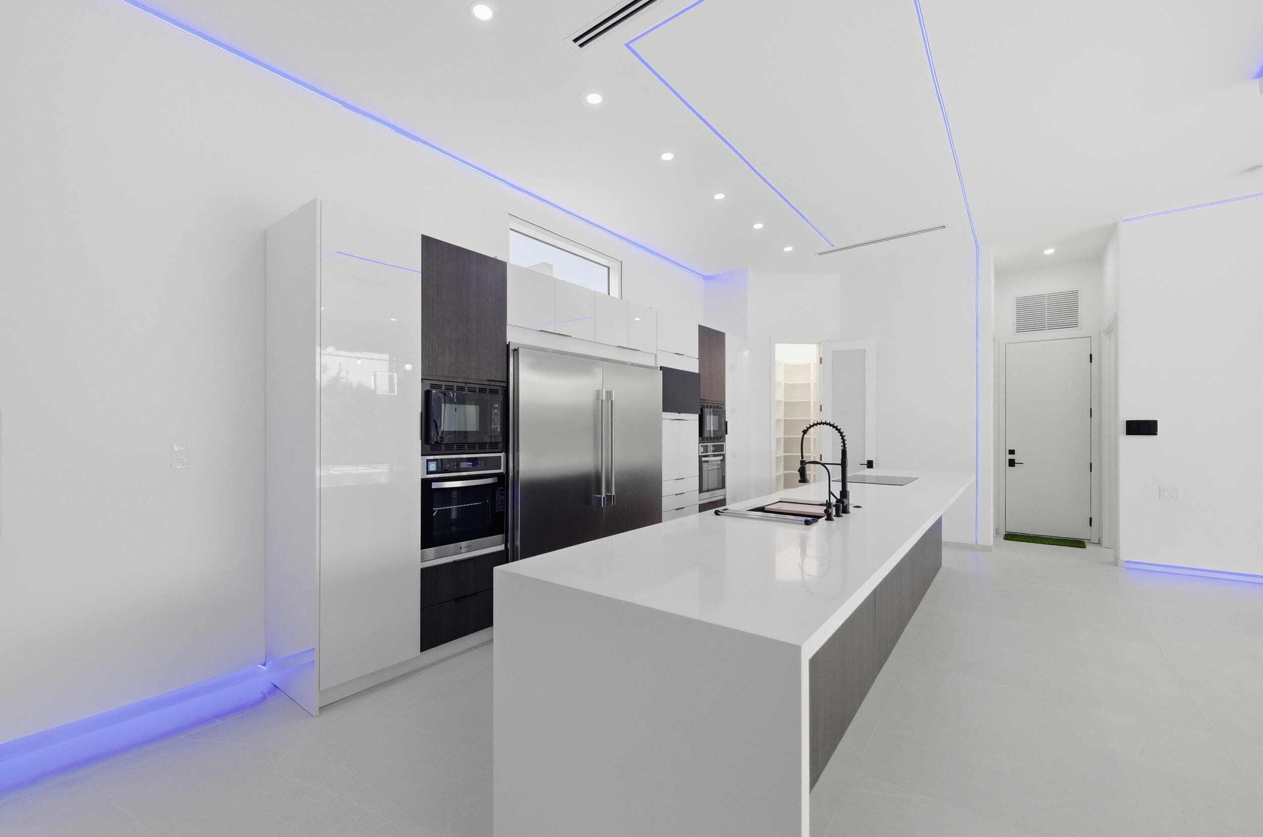 1629 NE 1st Avenue, Fort Lauderdale, FL 33305 9