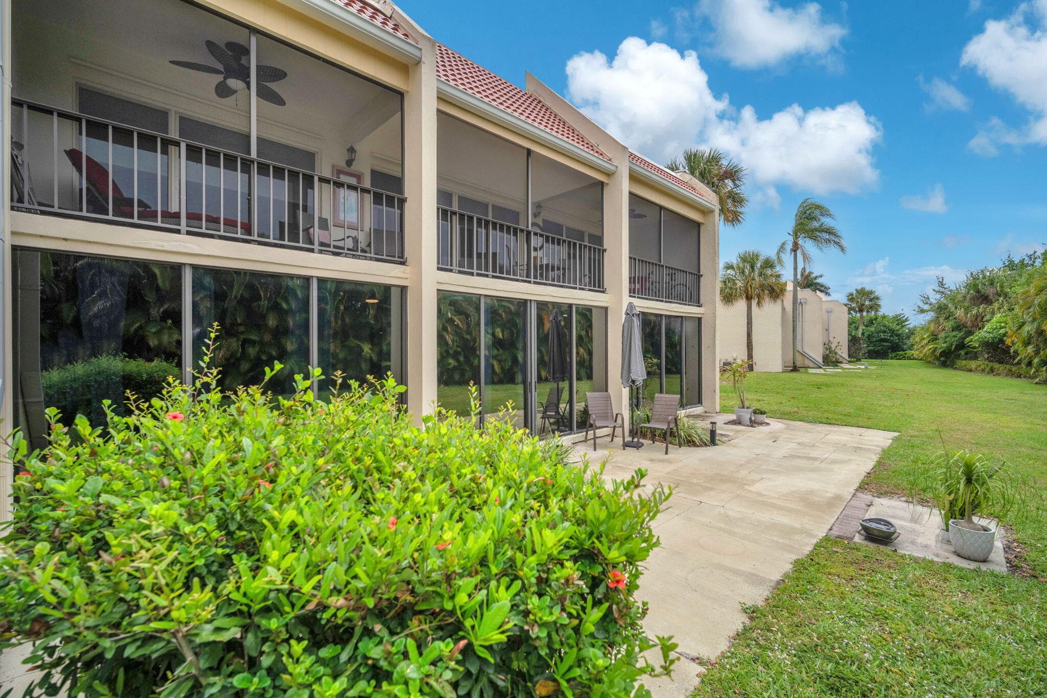1823 Presidential Way E101, West Palm Beach, FL 33401 5