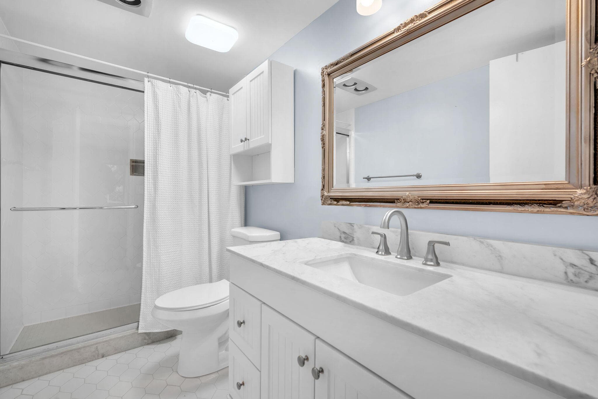 1823 Presidential Way E101, West Palm Beach, FL 33401 38