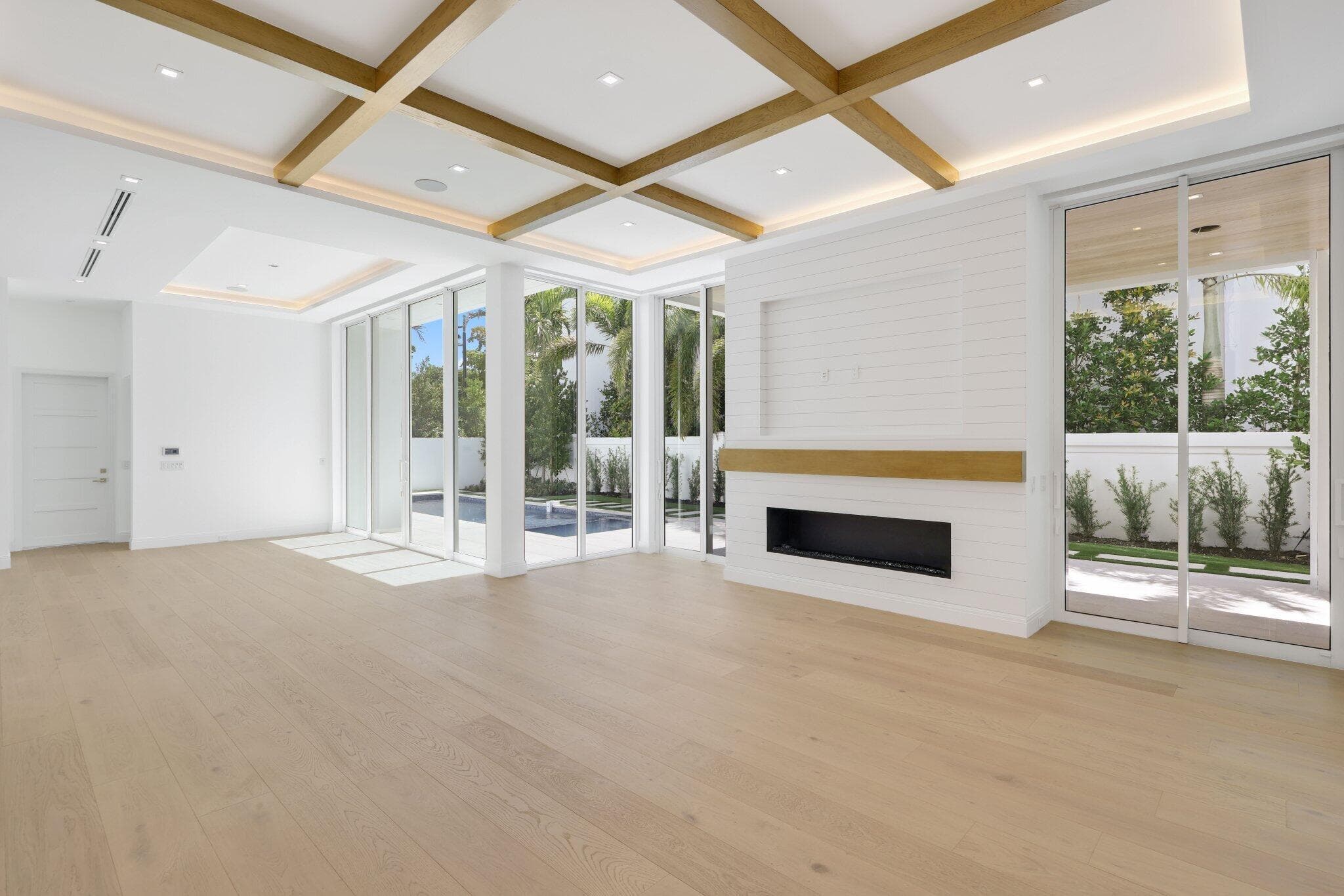 330 Grove Place, Delray Beach, FL 33444 5