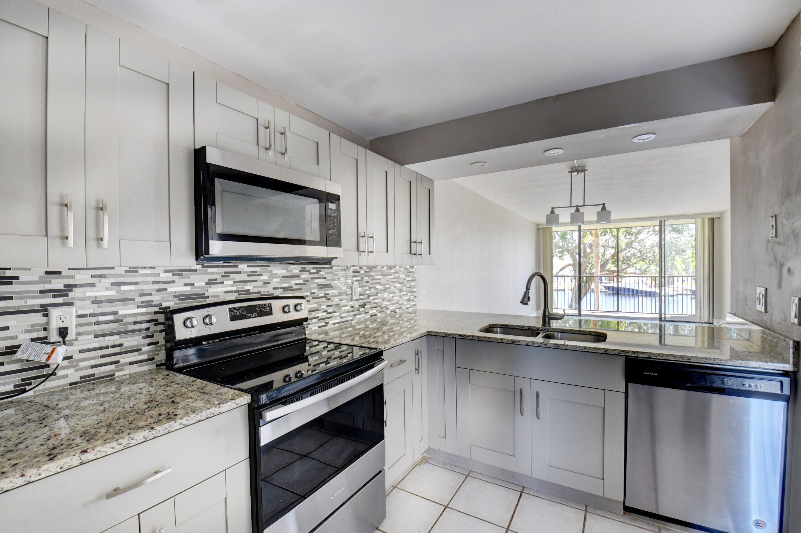 14 Royal Palm Way 2050, Boca Raton, FL 33432 9