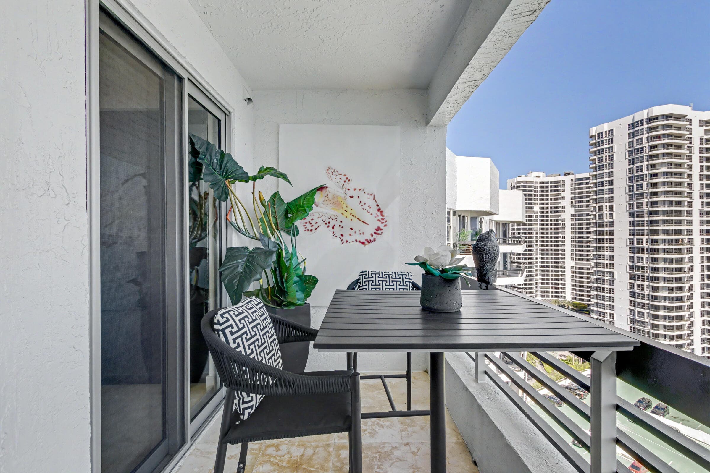 3600 Mystic Pointe Drive Ph16, Aventura, FL 33180 18