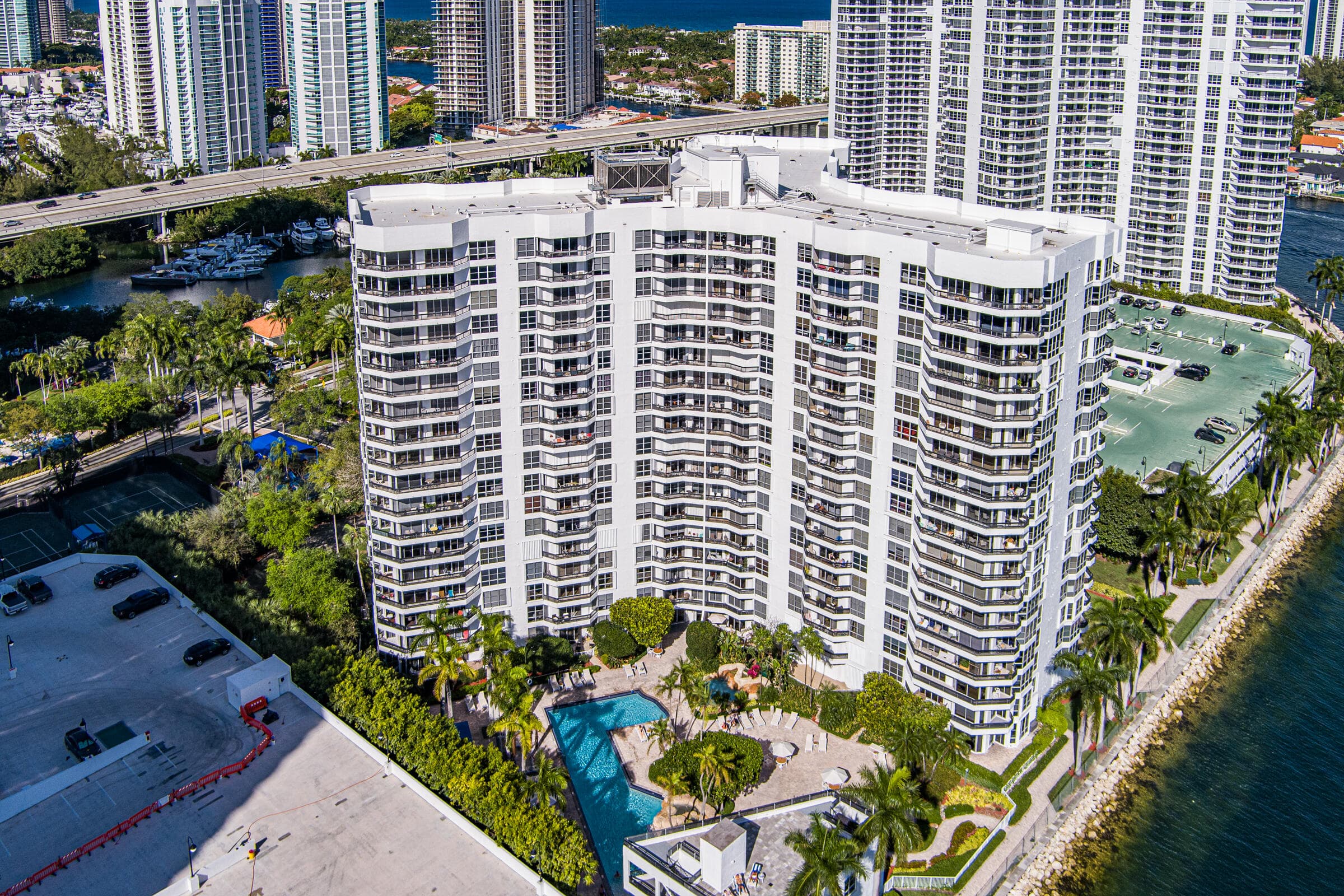 3600 Mystic Pointe Drive Ph16, Aventura, FL 33180 52
