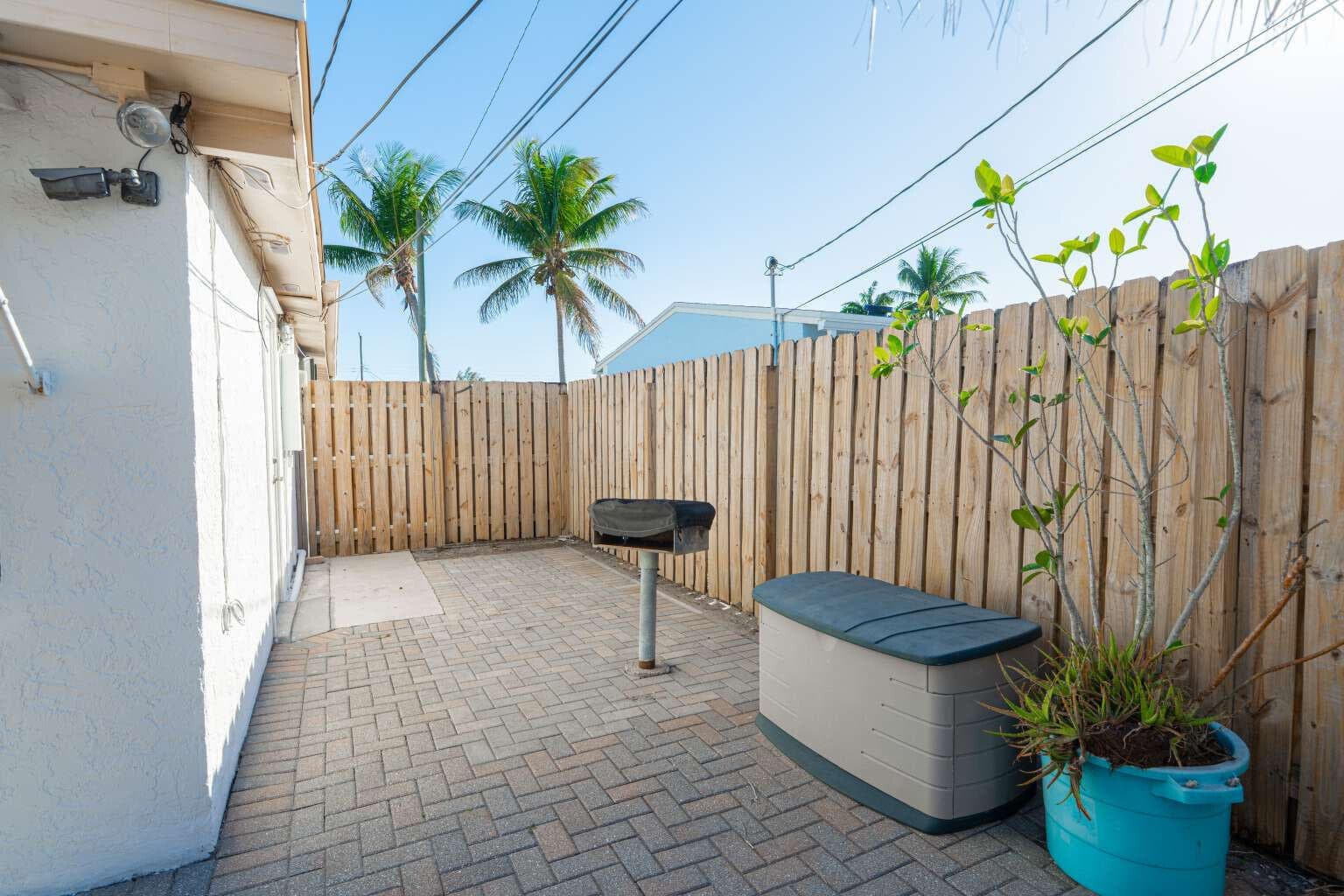3110 Scanlan Avenue, Lake Worth, FL 33461 21