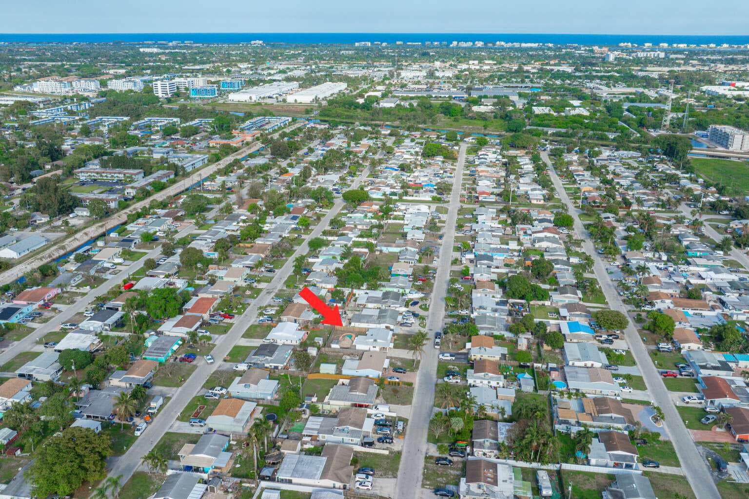 3110 Scanlan Avenue, Lake Worth, FL 33461 24