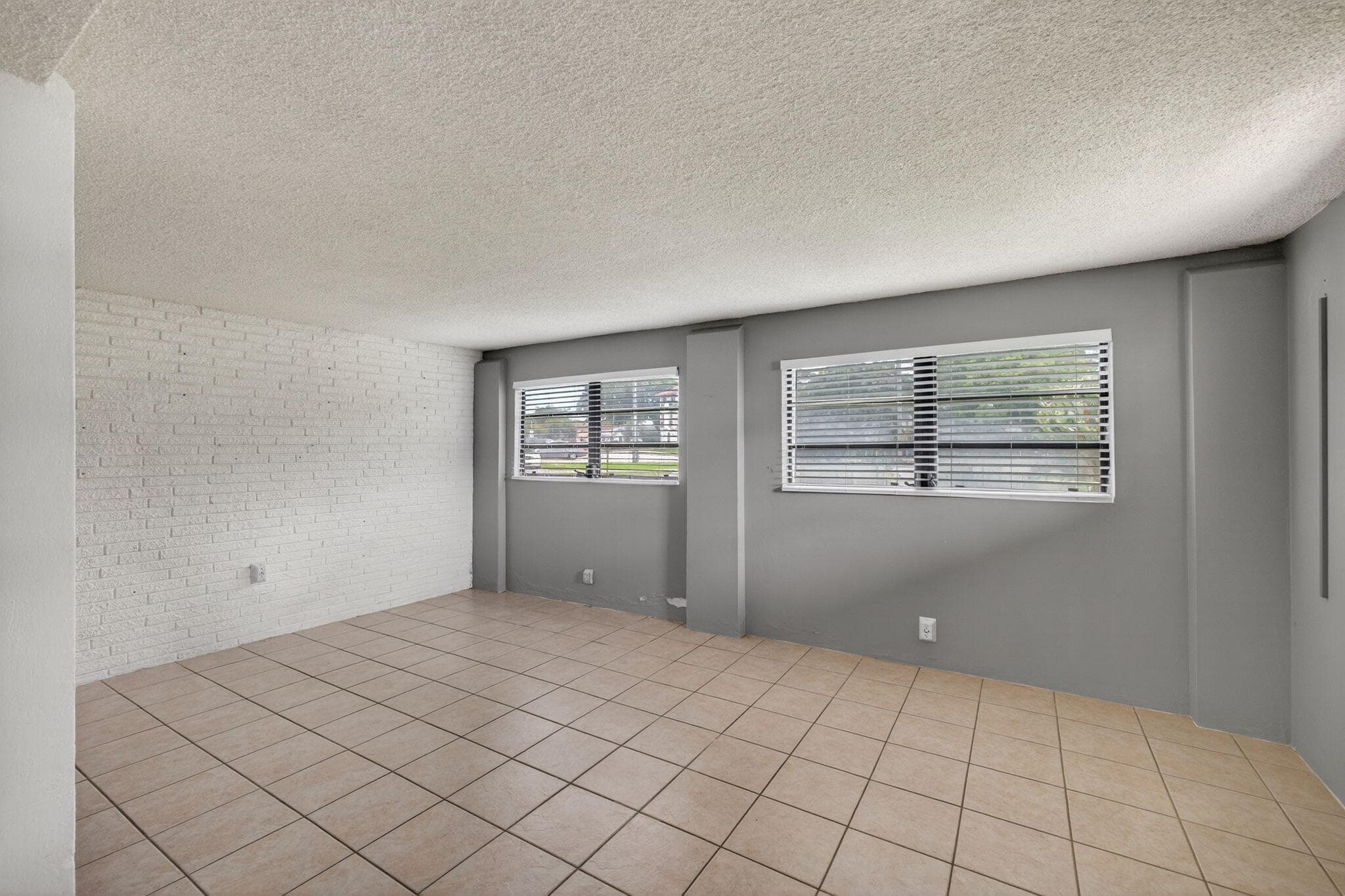 4117 NW 5th Avenue, Oakland Park, FL 33309 14