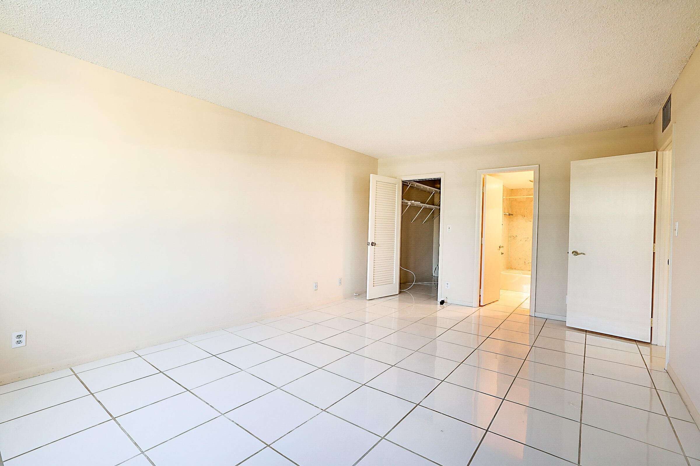 2121 N Ocean Boulevard 302e, Boca Raton, FL 33431 19