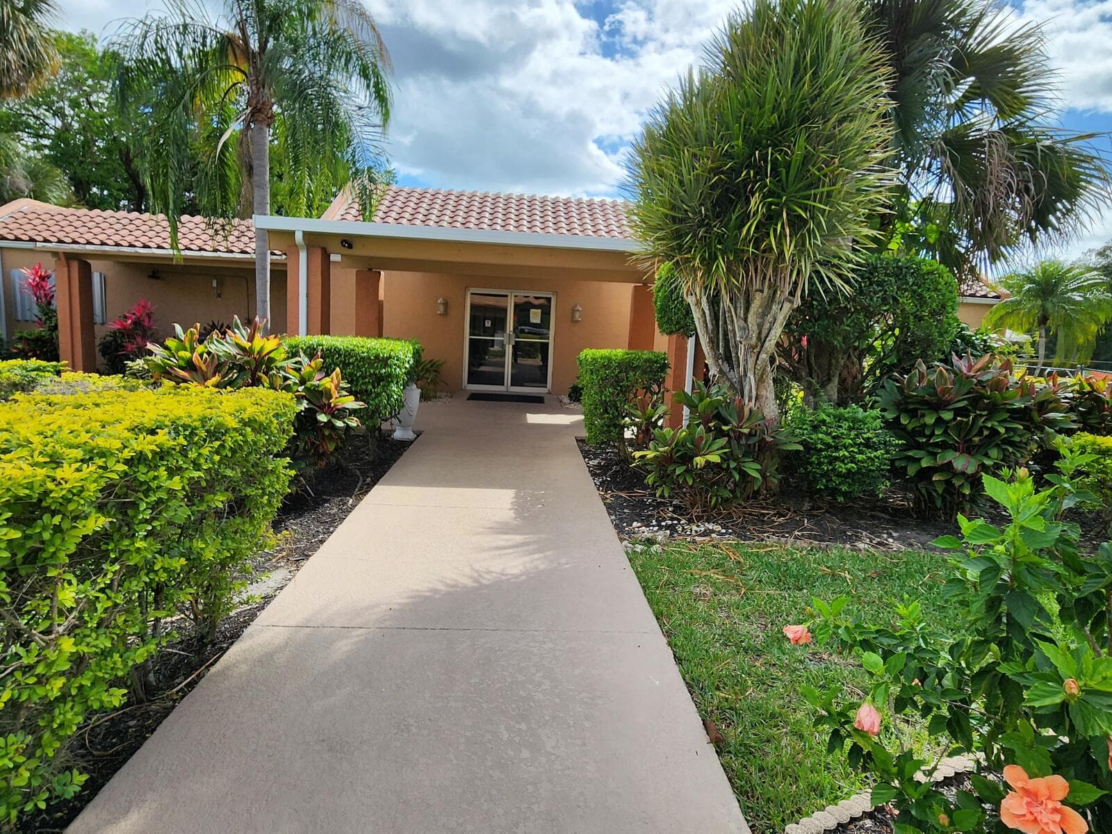 8842 W Mcnab Road 205, Tamarac, FL 33321 16