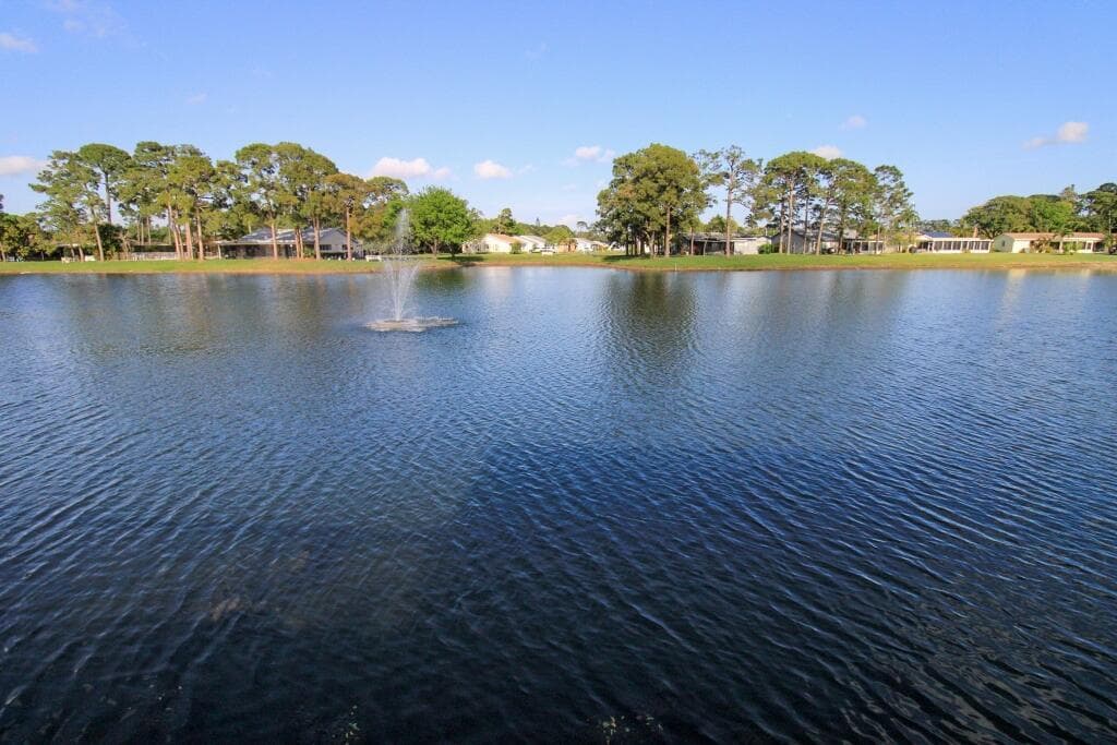 407 Pine Glen Lane C-1, Greenacres, FL 33463 25