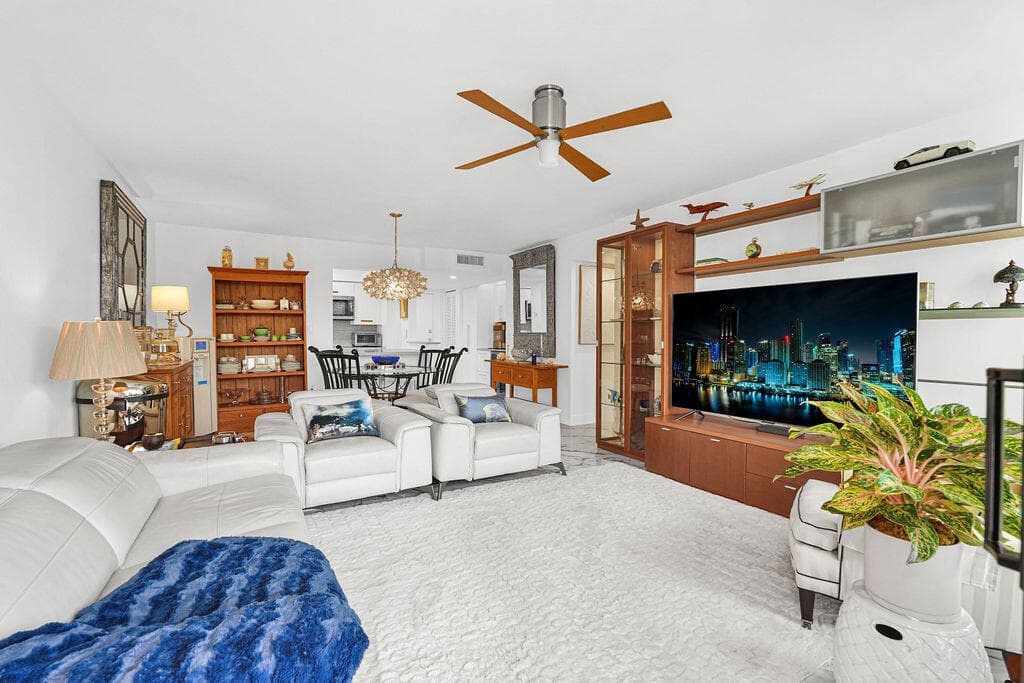 1101 River Reach Drive 311, Fort Lauderdale, FL 33315 12