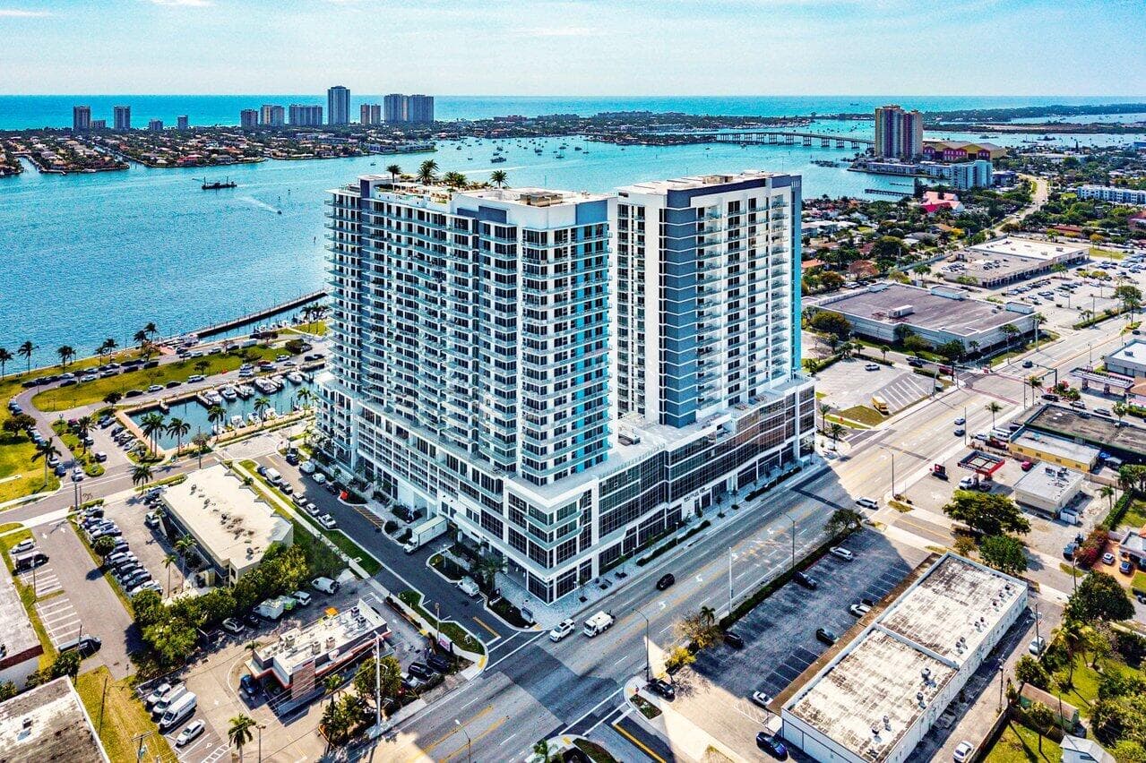 220 Lake Shore Drive 1415, Lake Park, FL 33403 36