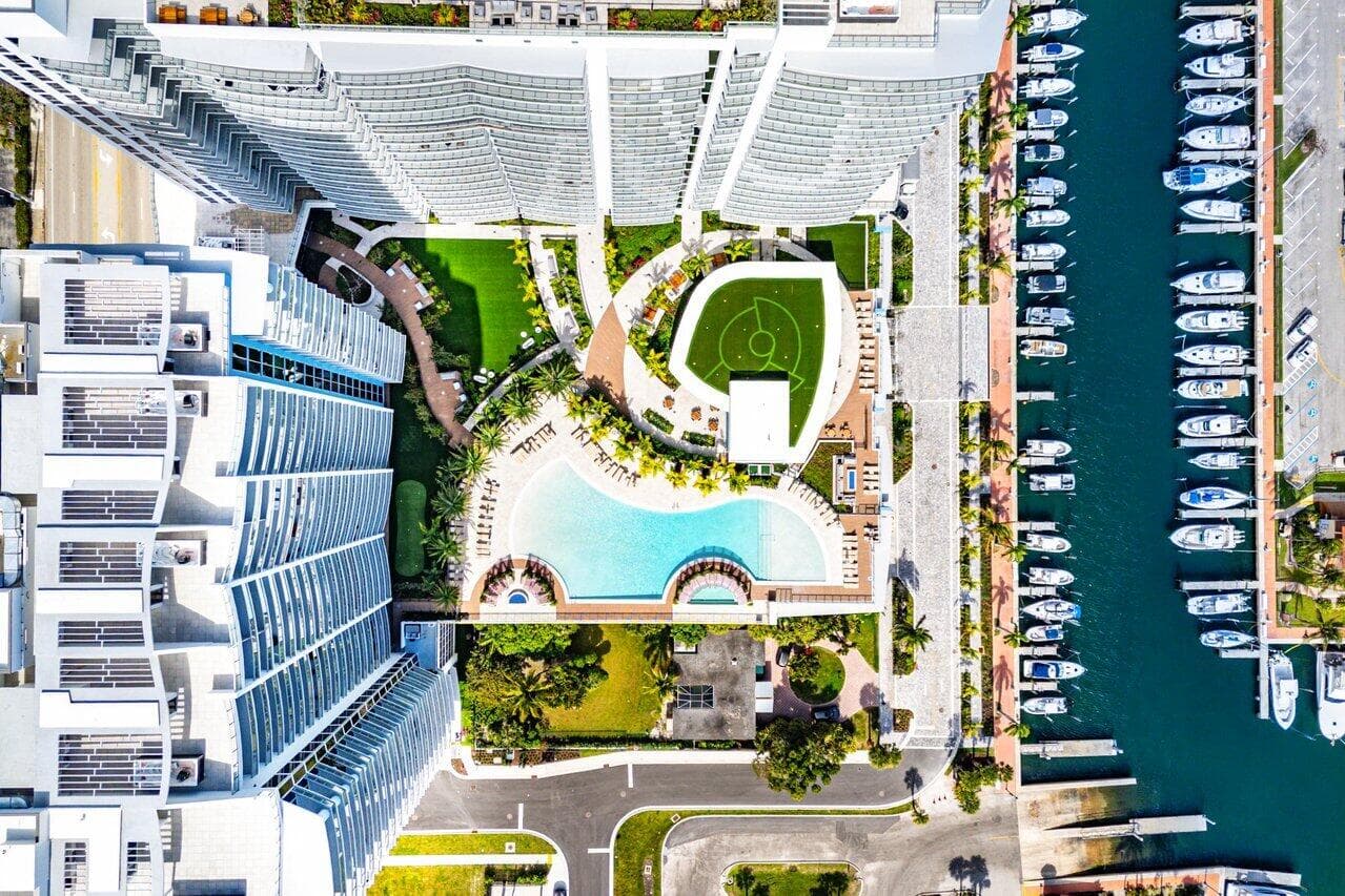 220 Lake Shore Drive 1415, Lake Park, FL 33403 45