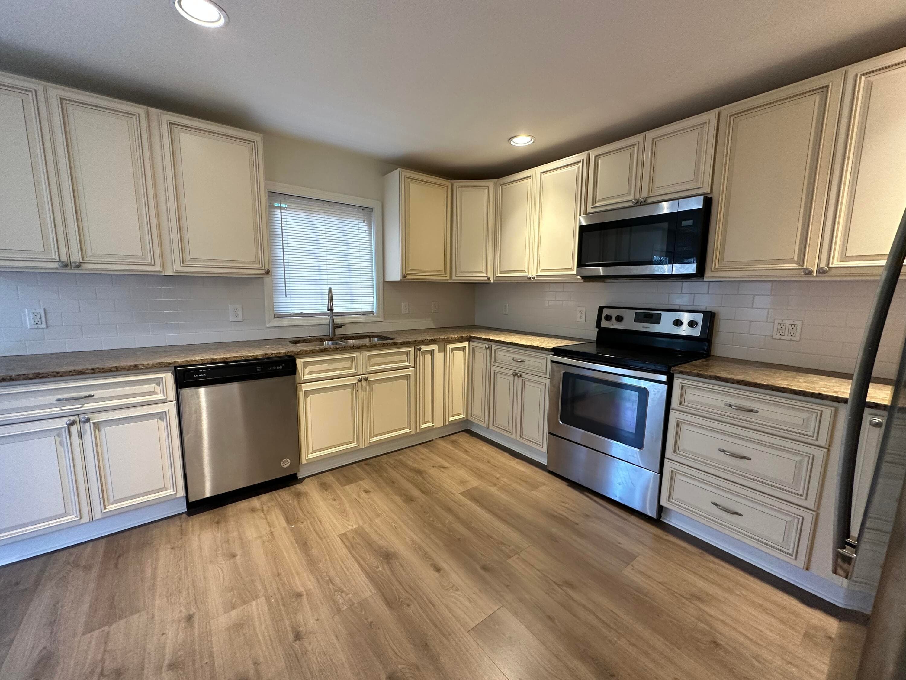 340 Walton Boulevard, West Palm Beach, FL 33405 3