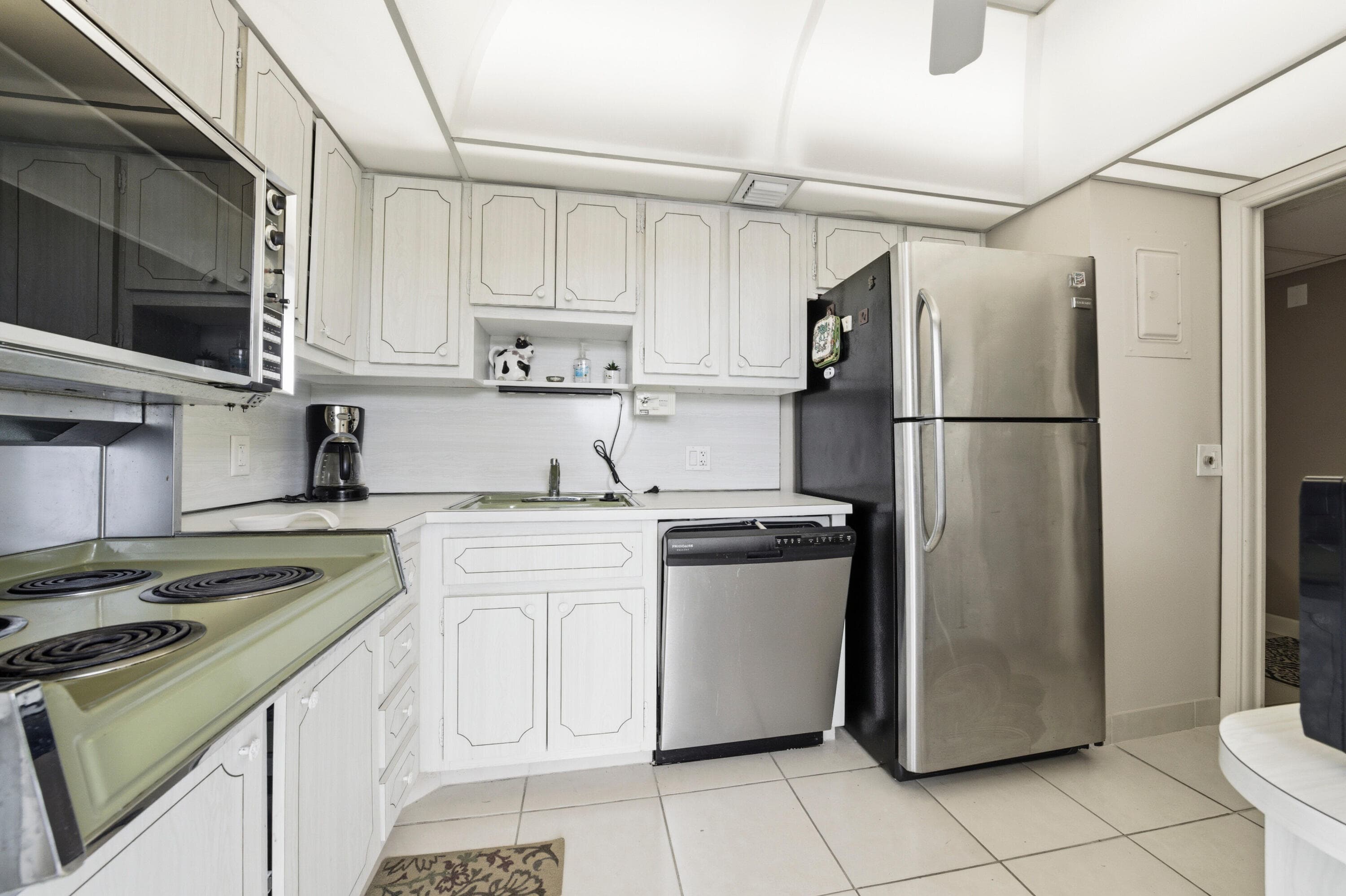 3100 N Palm Aire Drive 208, Pompano Beach, FL 33069 4