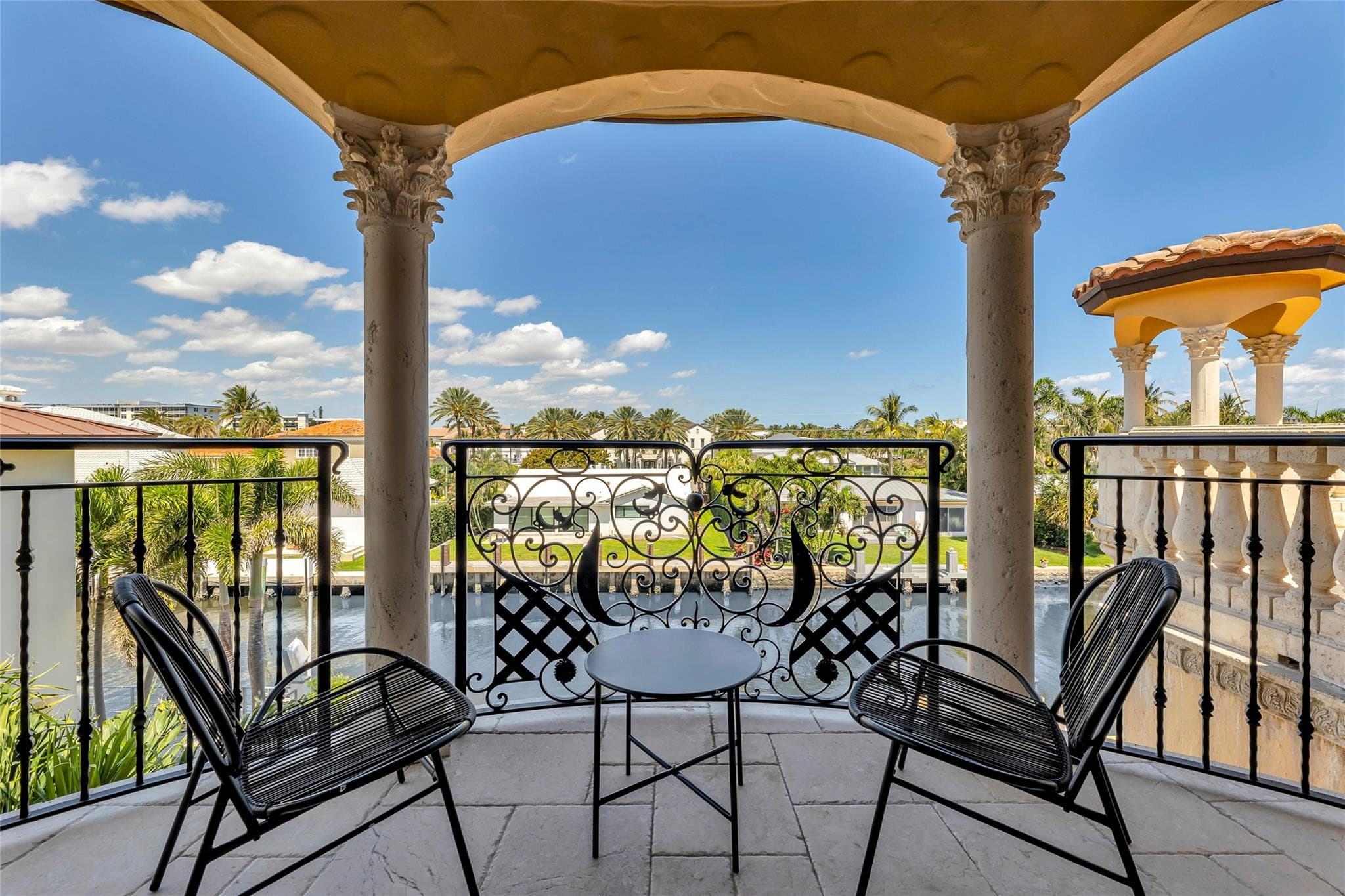 1011 Rhodes Villa Avenue, Delray Beach, FL 33483 98