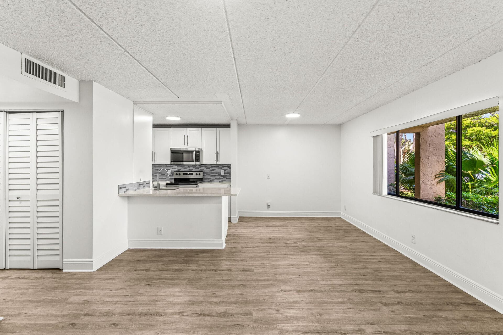 507 Meadows Circle, Boynton Beach, FL 33436 10