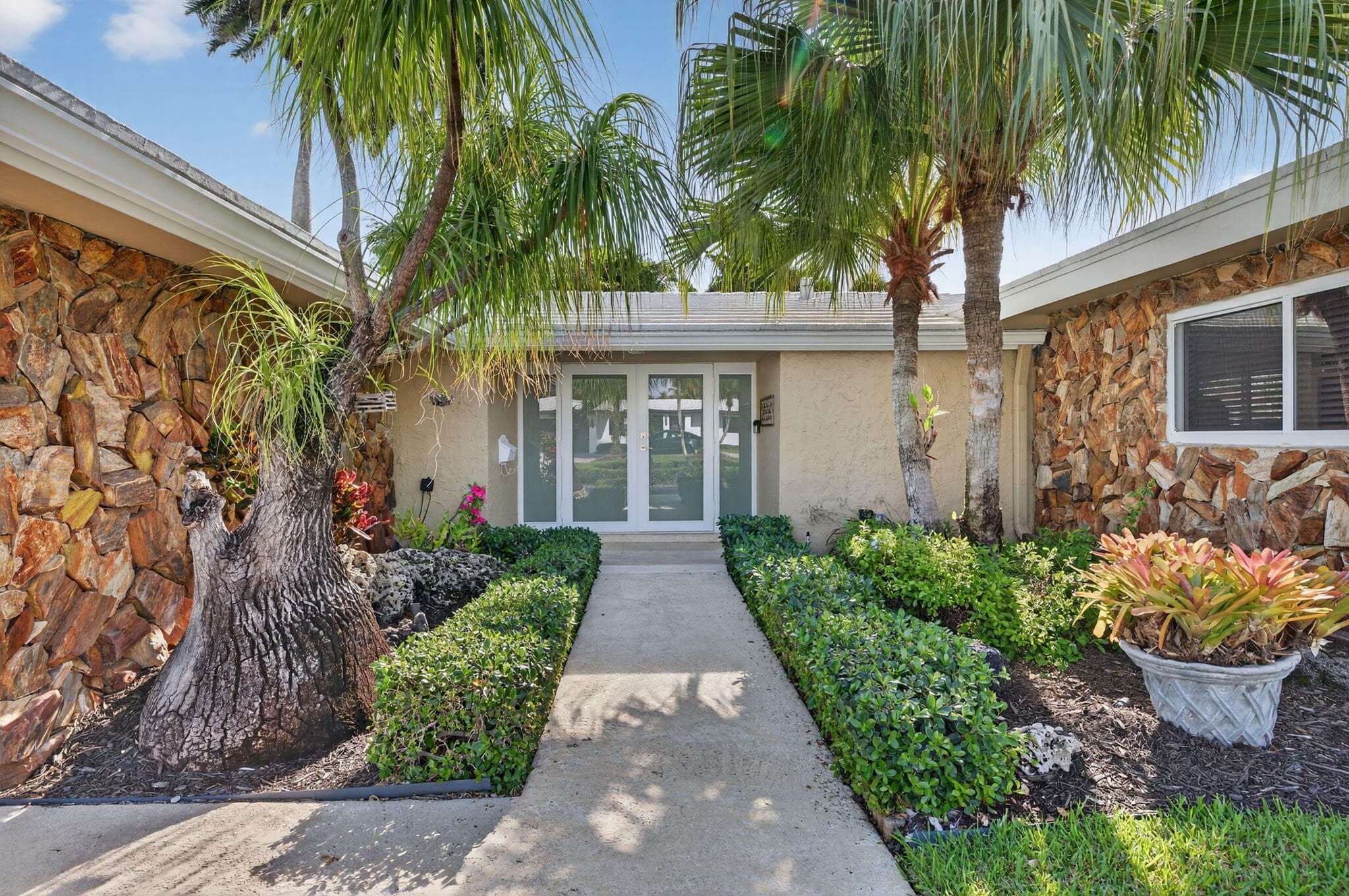 2300 NE 16th Avenue, Wilton Manors, FL 33305 30