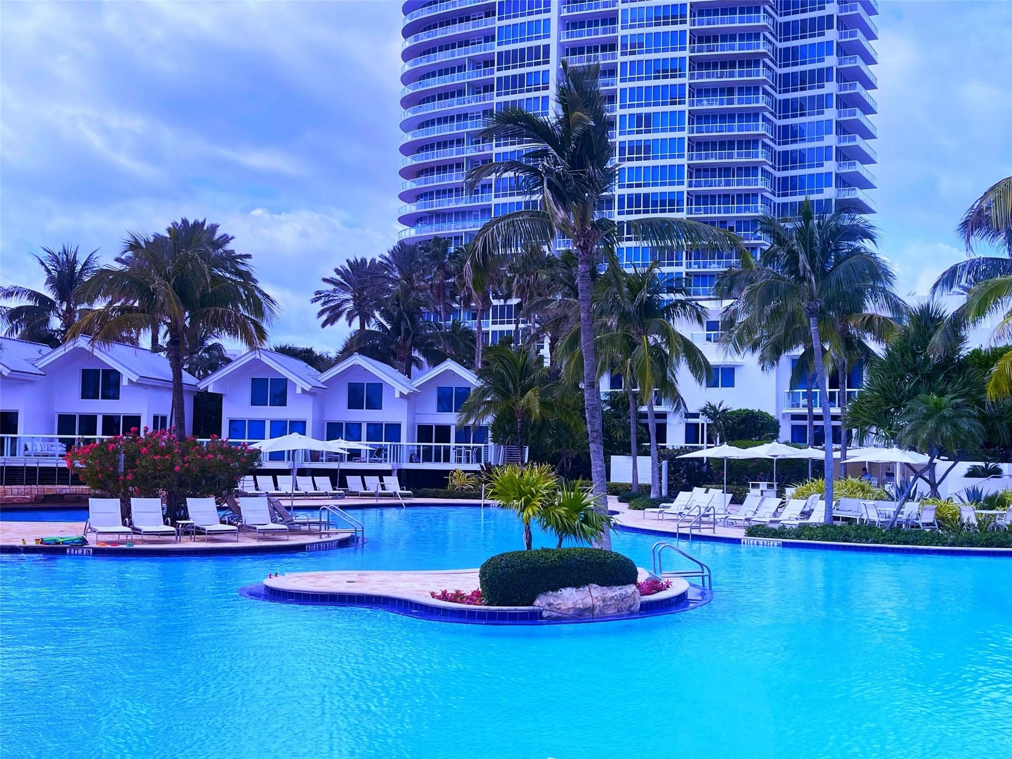 100 S Pointe Drive 602, Miami Beach, FL 33139 19