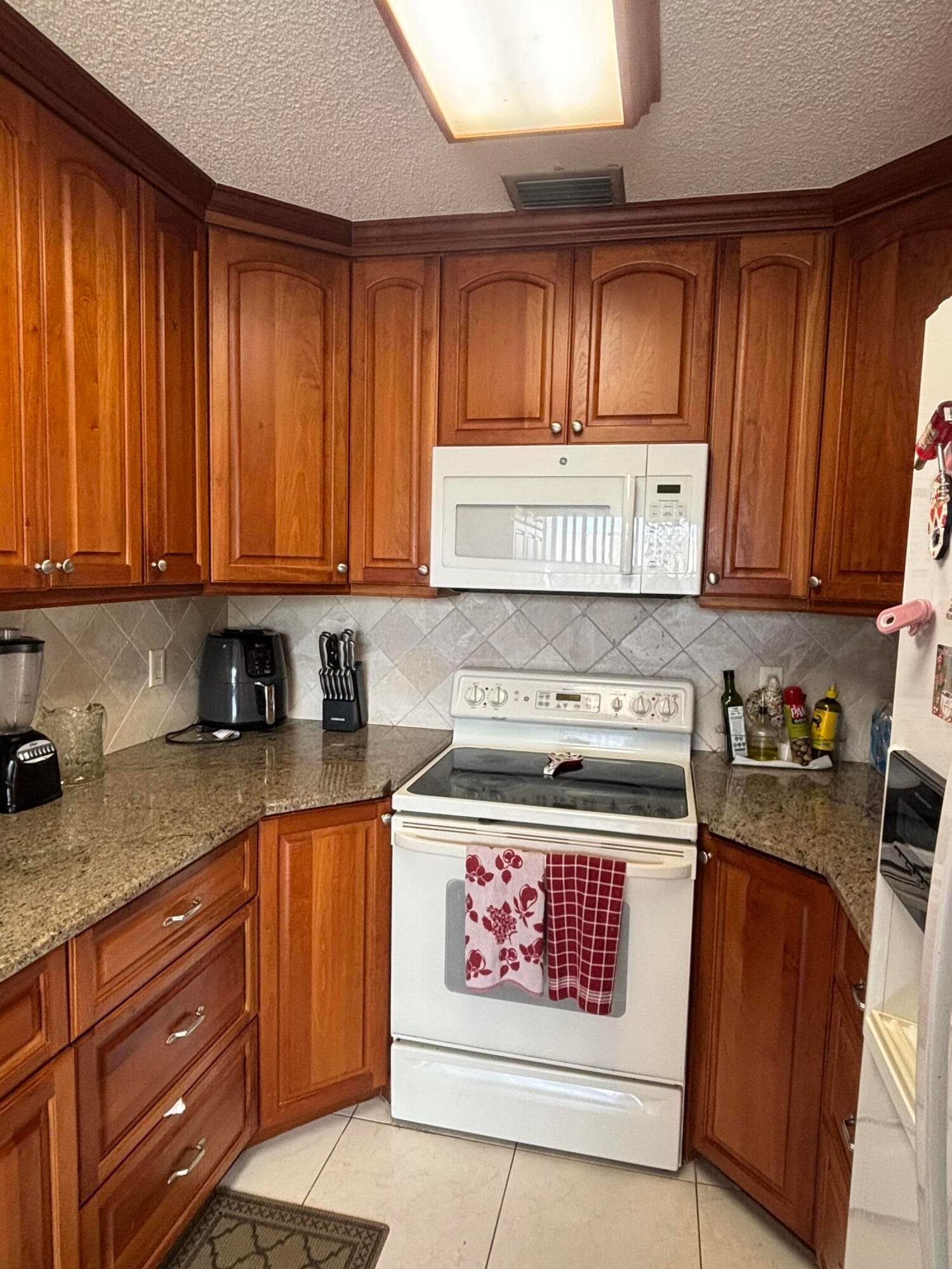 8833 Bella Vista Drive 8833, Boca Raton, FL 33433 11