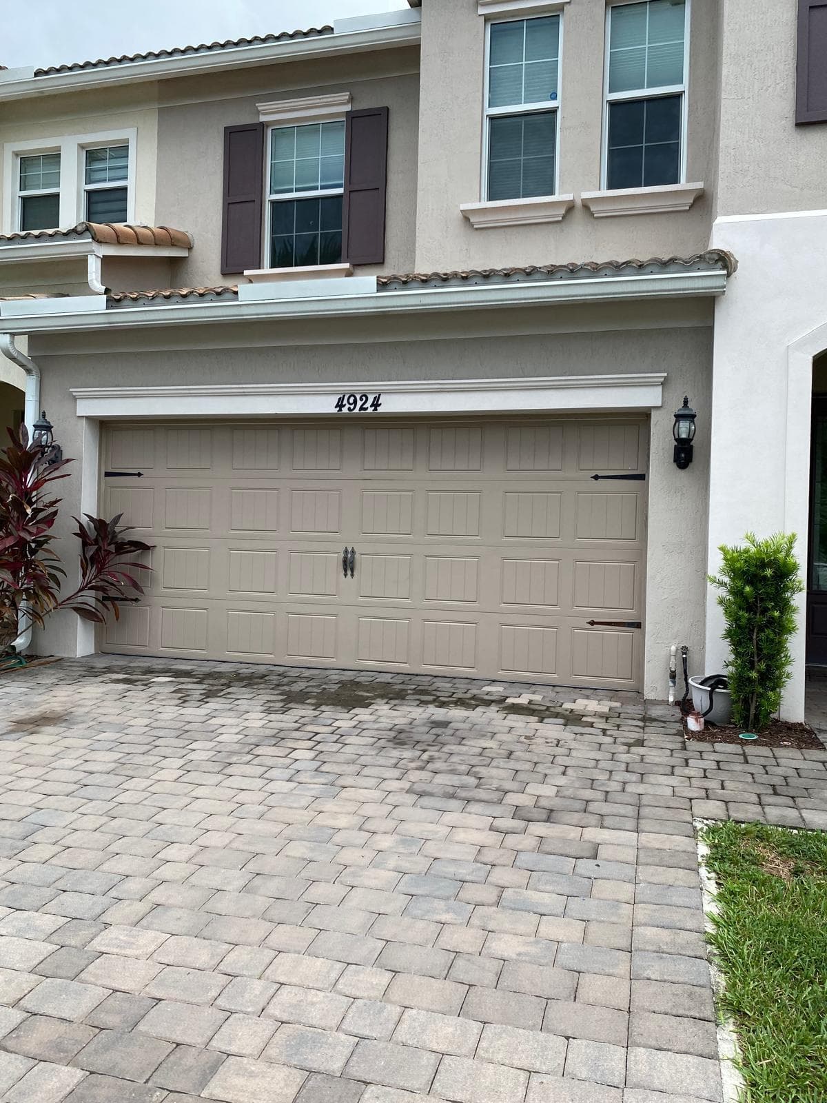 4924 Greenway Drive, Hollywood, FL 33021 3