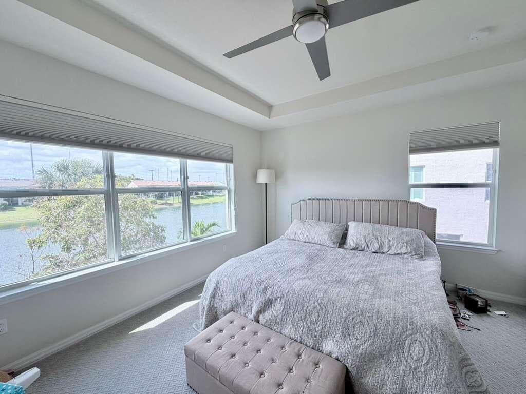 4924 Greenway Drive, Hollywood, FL 33021 33