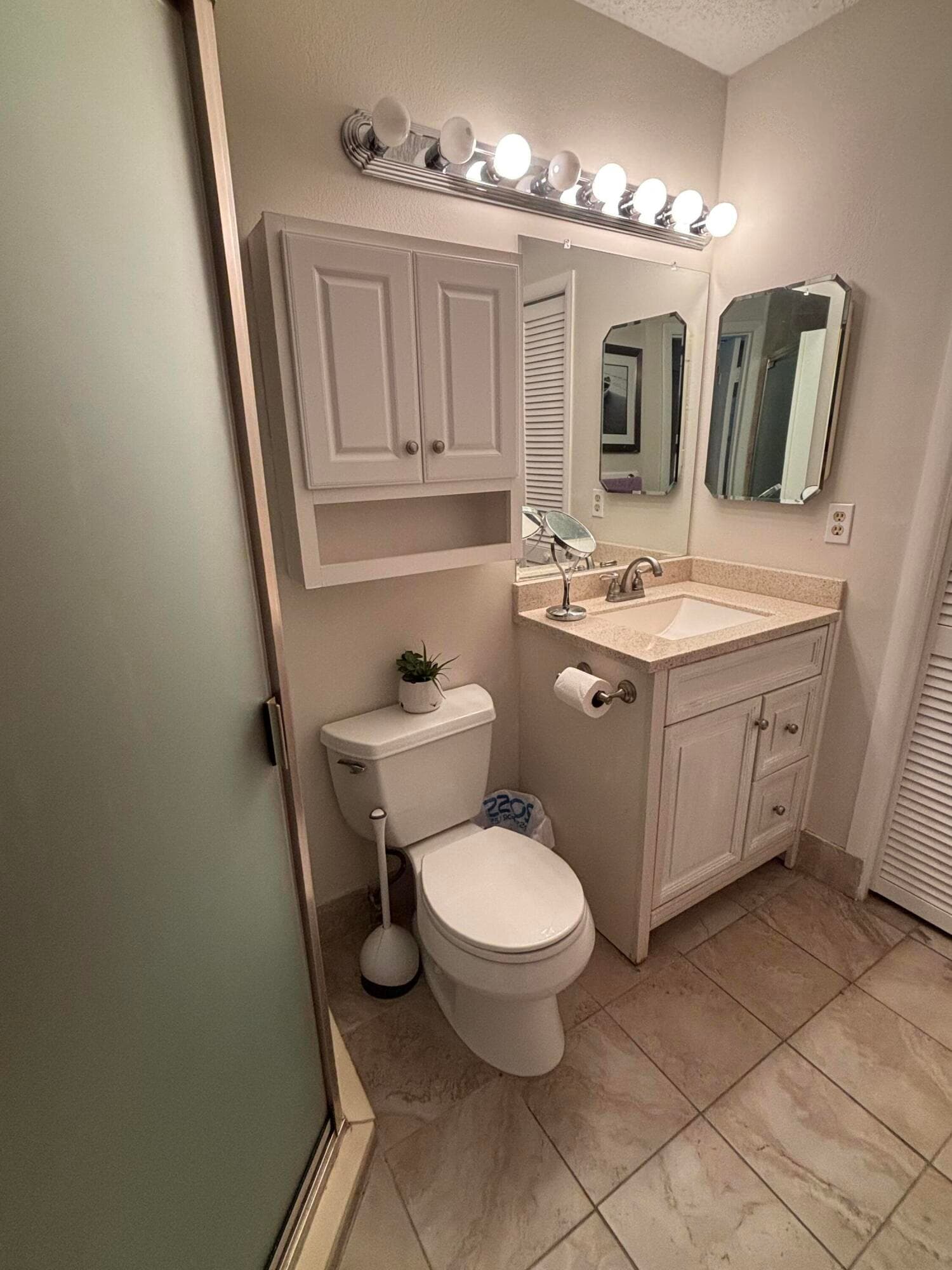 8833 Bella Vista Drive 8833, Boca Raton, FL 33433 24
