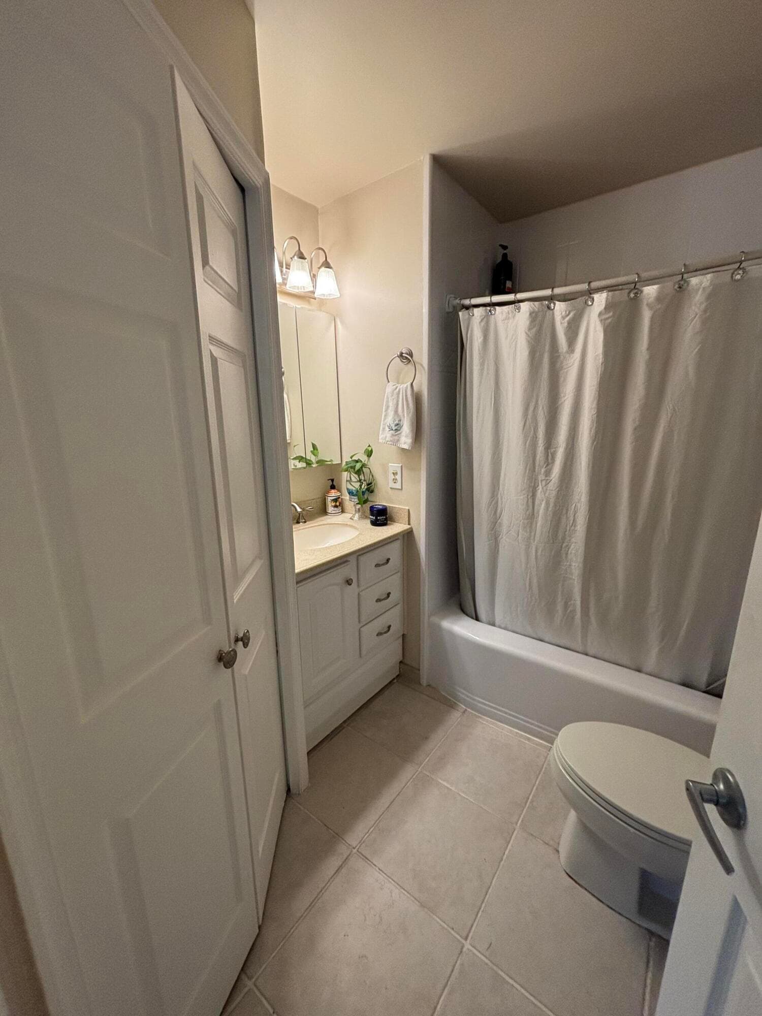 8833 Bella Vista Drive 8833, Boca Raton, FL 33433 25