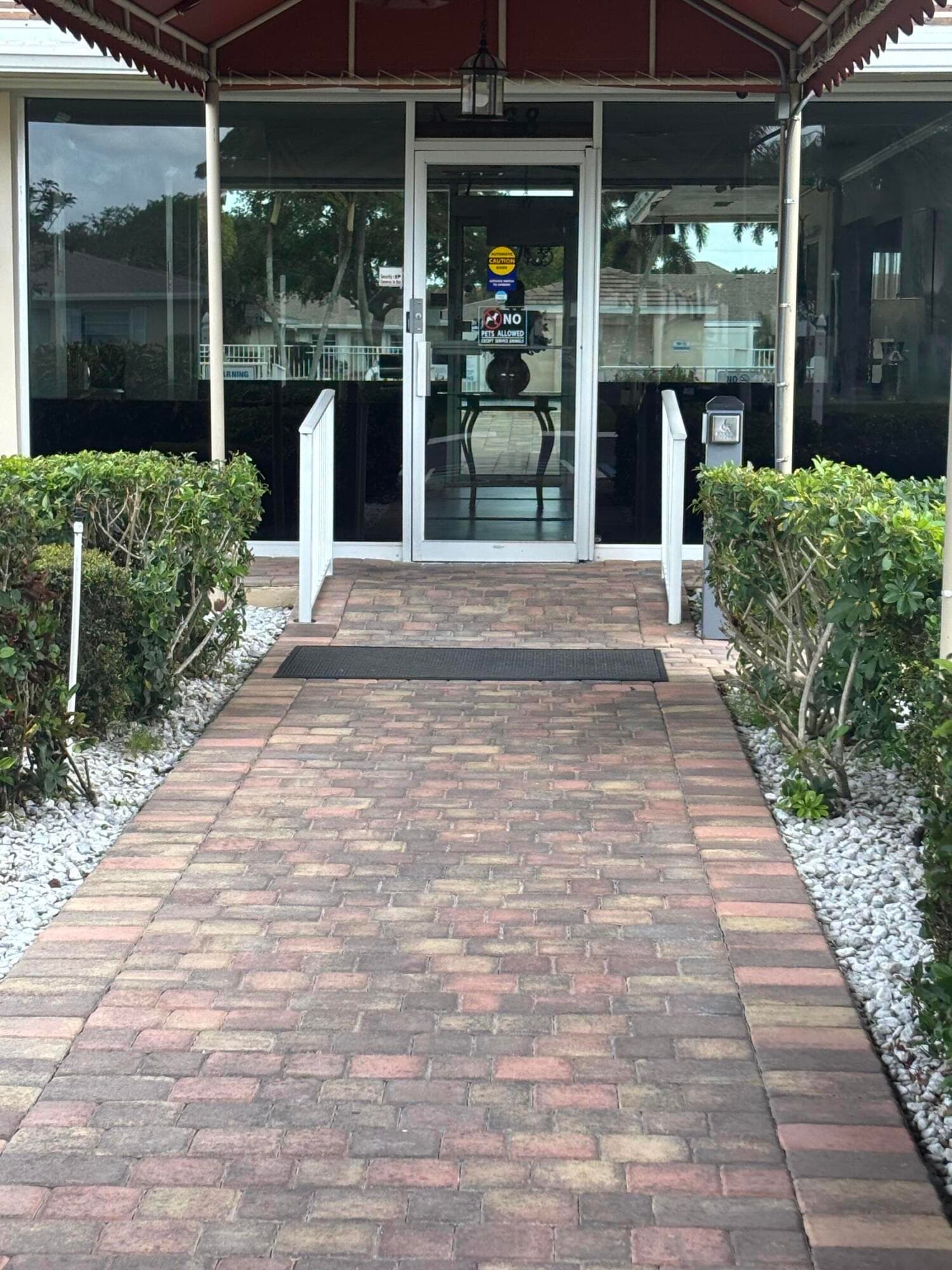 8833 Bella Vista Drive 8833, Boca Raton, FL 33433 34
