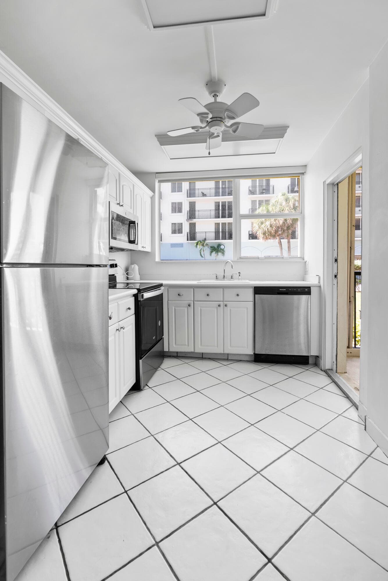 1239 Hillsboro Mile 105, Hillsboro Beach, FL 33062 15
