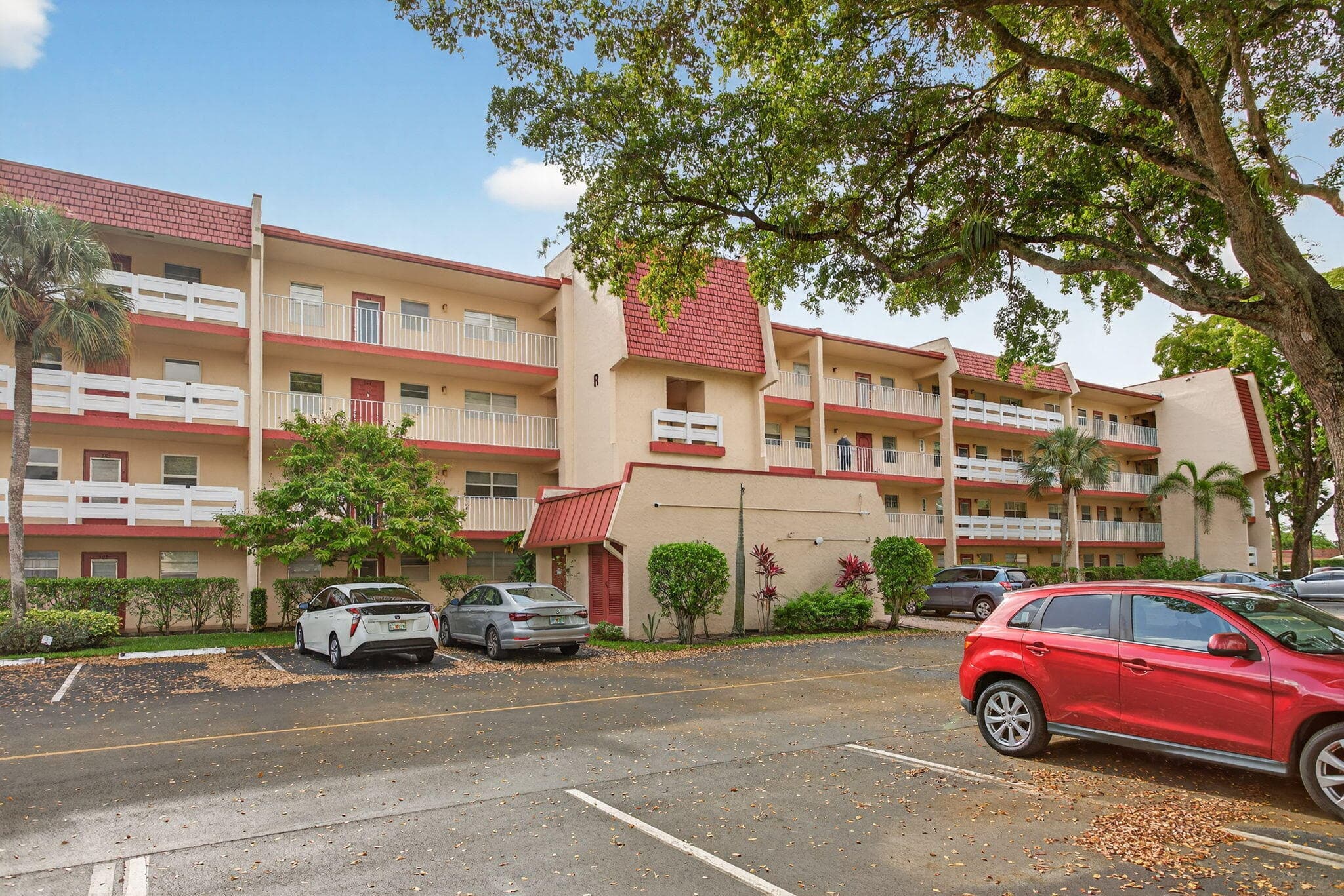 1030 Country Club Drive 407, Margate, FL 33063 19