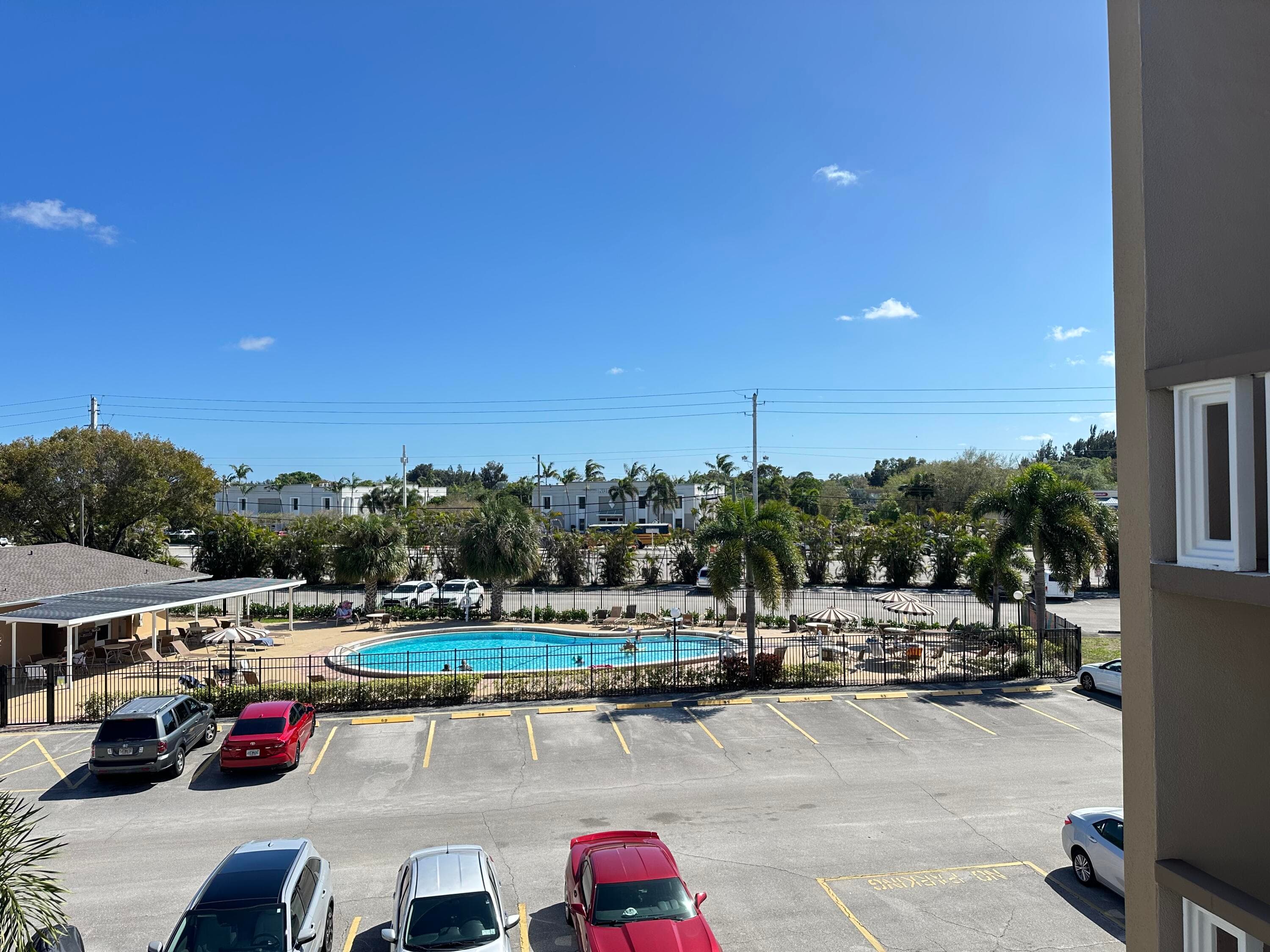 352 Southampton C, West Palm Beach, FL 33417 18
