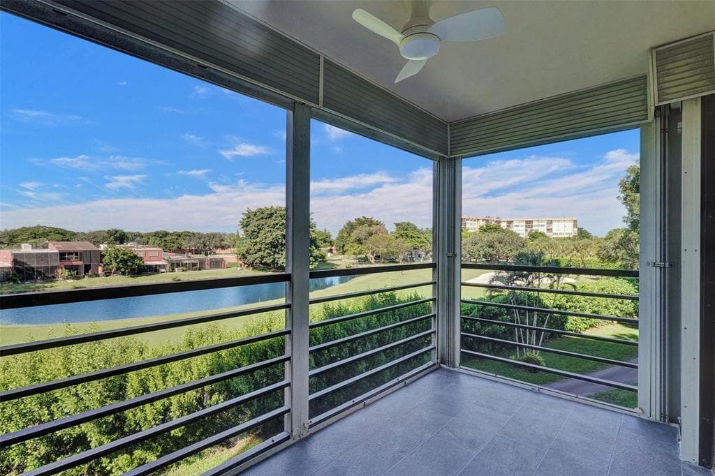 1000 Saint Charles Place 305, Pembroke Pines, FL 33026 23