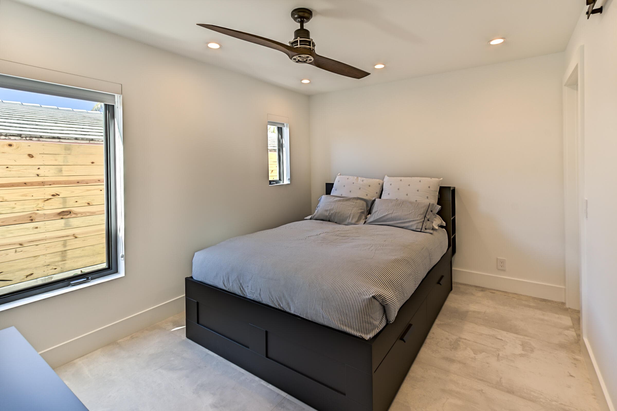 1955 NE 4th Street Unit 1, Deerfield Beach, FL 33441 17