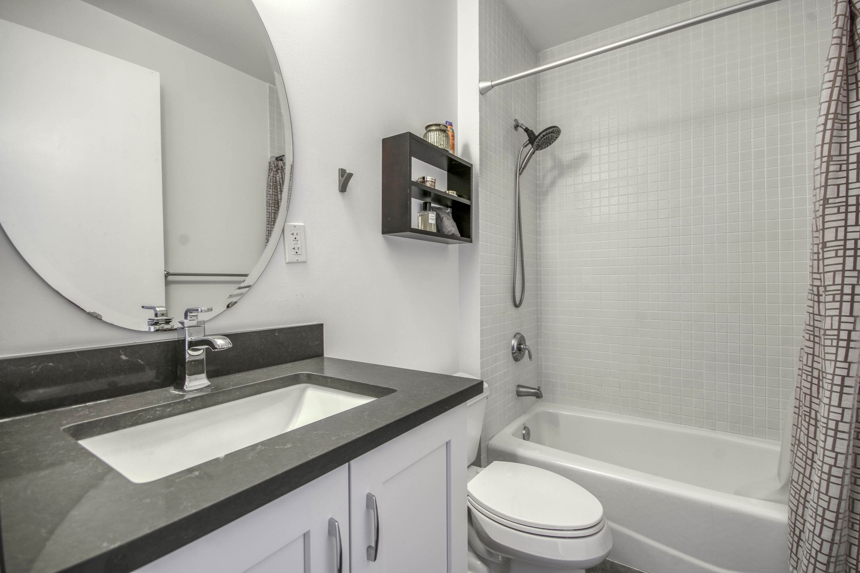 108 Lake Avenue 202, Lake Worth Beach, FL 33460 11